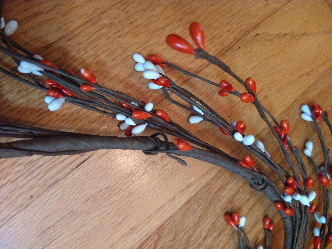 5′ Floral Mix Pip Berry Garland Orange & White ~ Fall Autumn Halloween Decor
