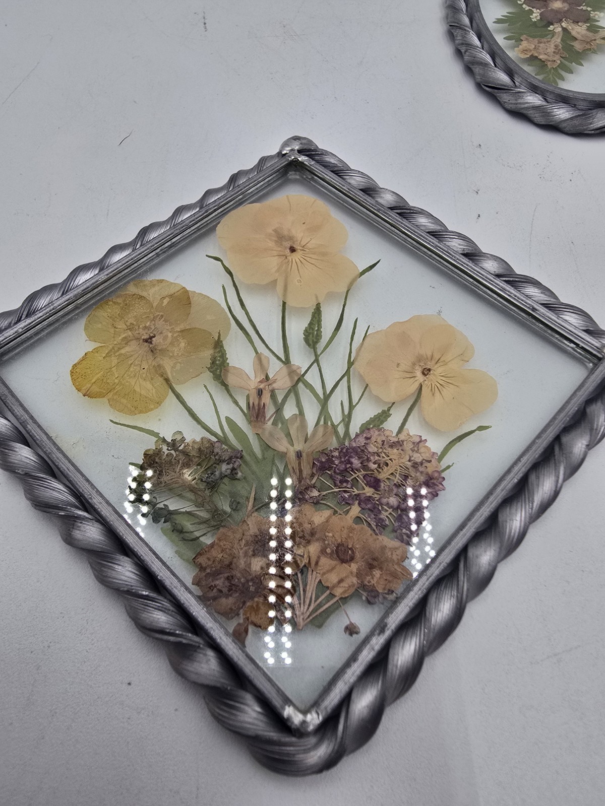 3 PC Dried Pressed Flower Hanging Sun Catchers Decor Cottage Farmhouse