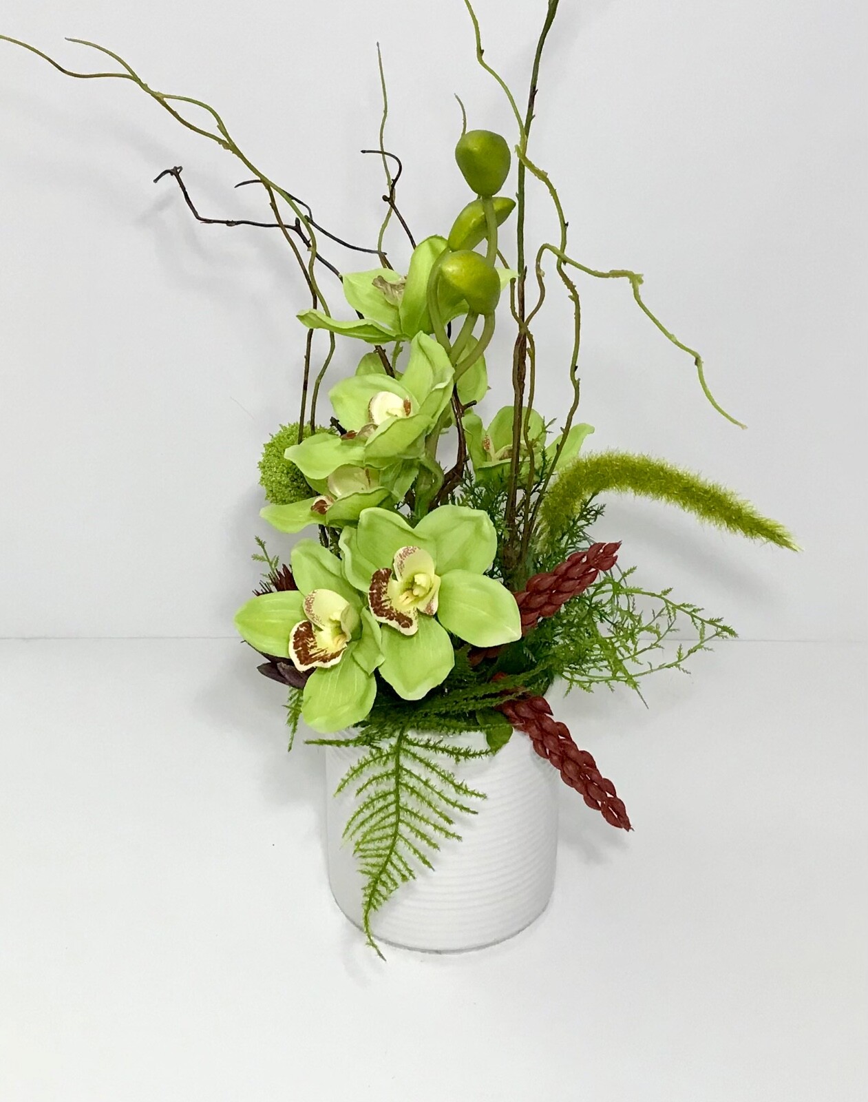 ELEGANT PALE MINT GREEN ORCHIDS ARRANGEMENT CERAMIC VASE CENTERPIECE GIFT NEW