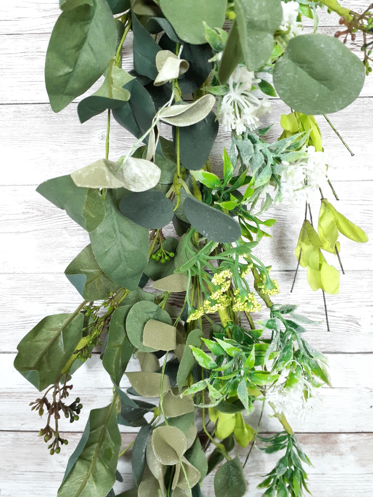 Mixed Queen Ann Heather Floral Garland Artificial Flowers 48 Inch Green White