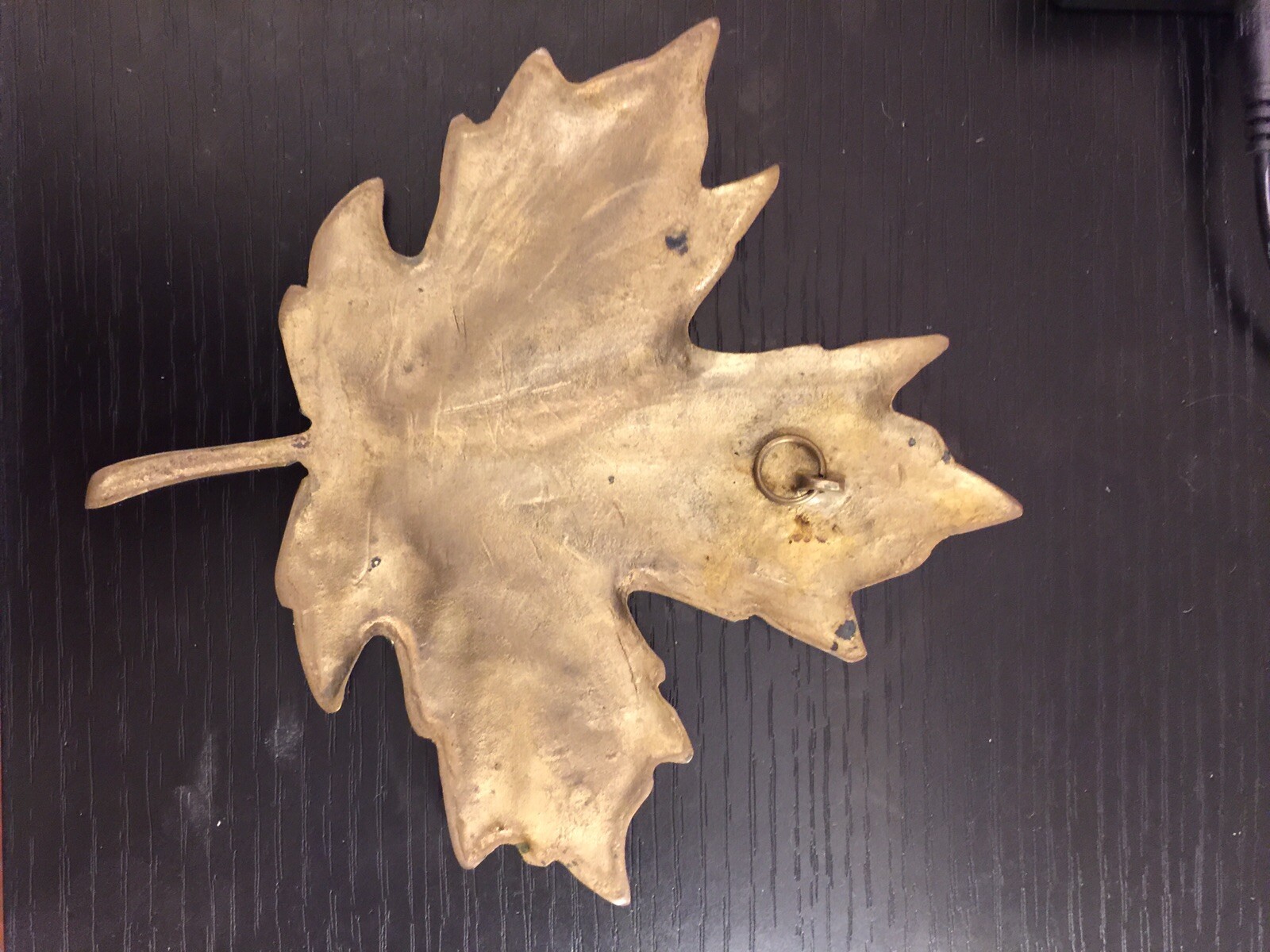 Beautiful Bronze Maple Leaf Ornement For Wall or Door Decoration