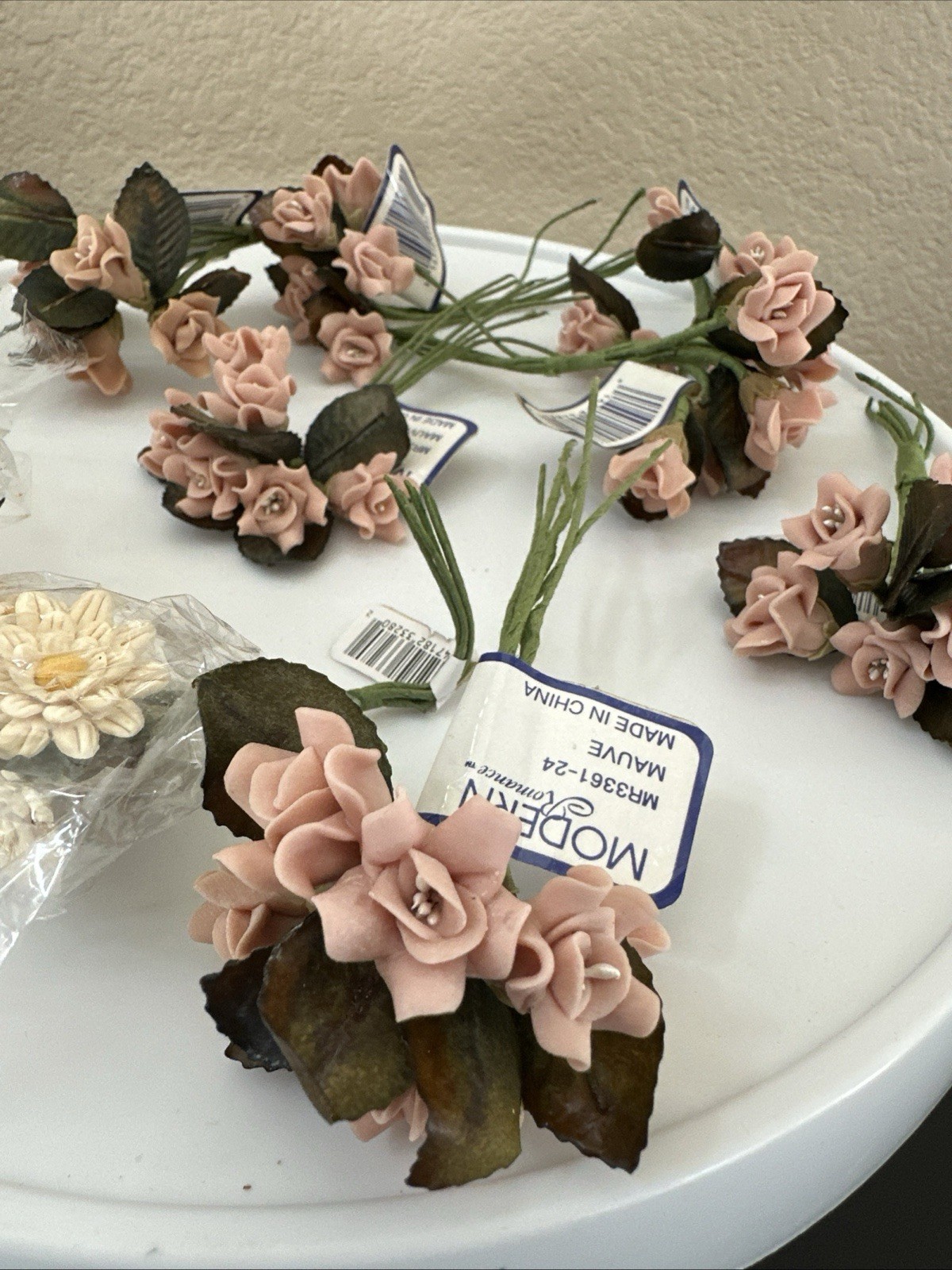Vintage Miniature Modern Romance decorative Flower Bouquets, 18 Sets NEW