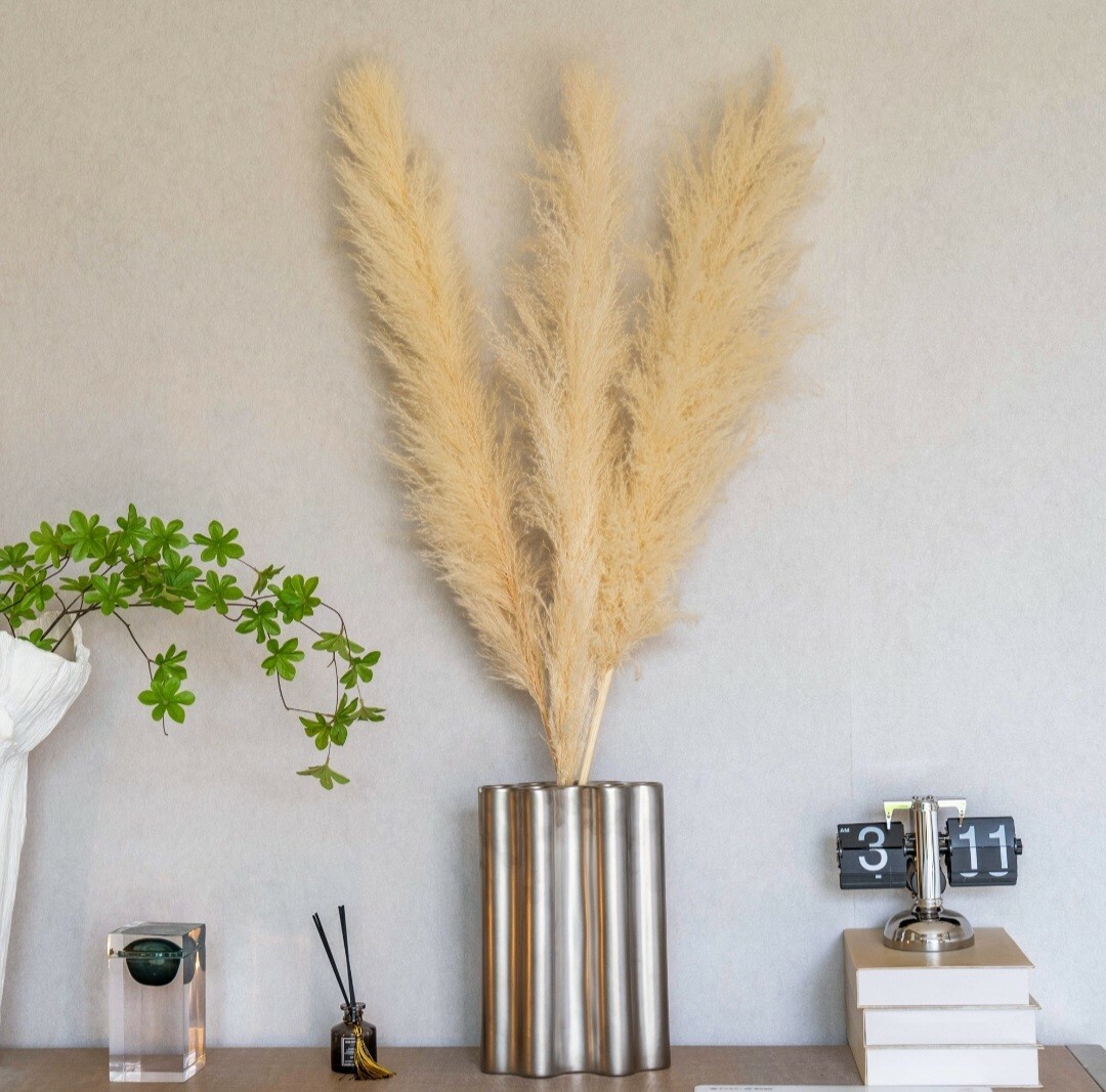 4″ – 24 Pieces Faux Pampas Grass Large Tall Fluffy Artificial Fake Flower.