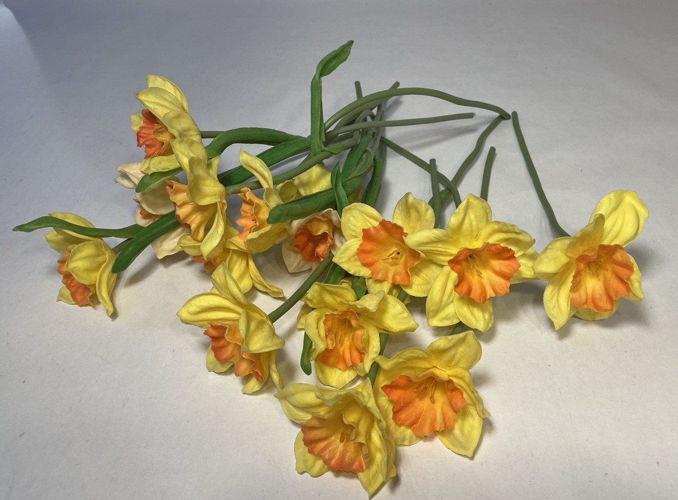 Yellow Artificial Daffodil Stems (Set of 16 Single Stems 12” Long)