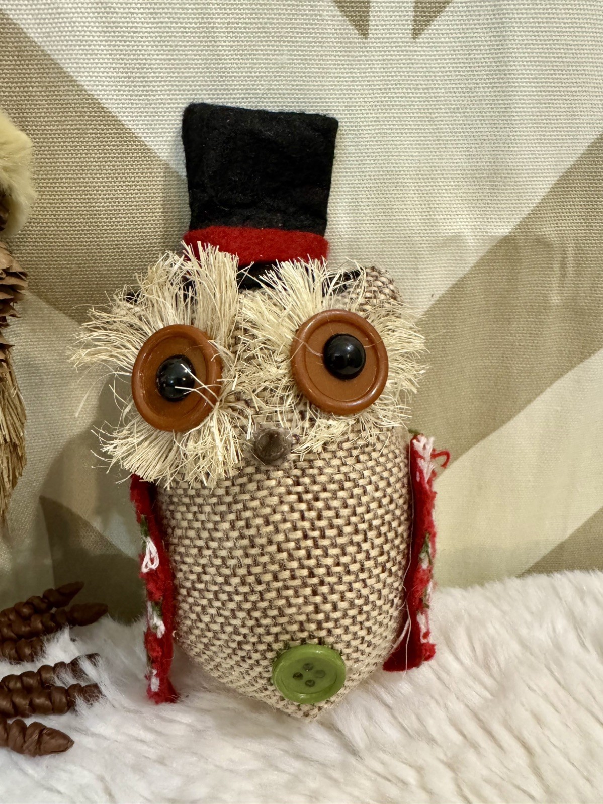 Set of 2 Holiday Woodland Owl Natural Organic Raw Materials Country Lodge Decor