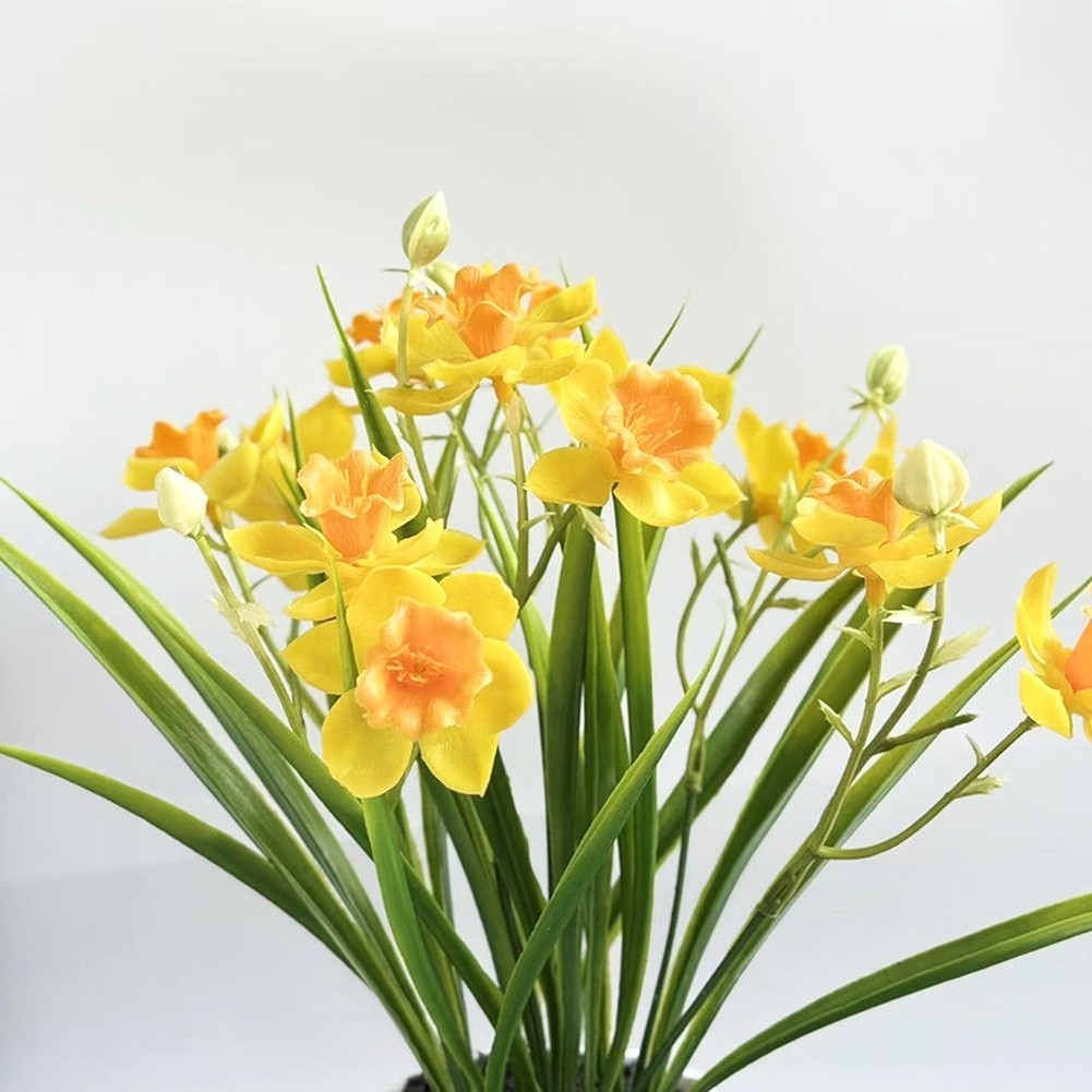 26.5 x 9.5cm Narcissus Flower Arrangement in Pot for Indoor Floral Styling