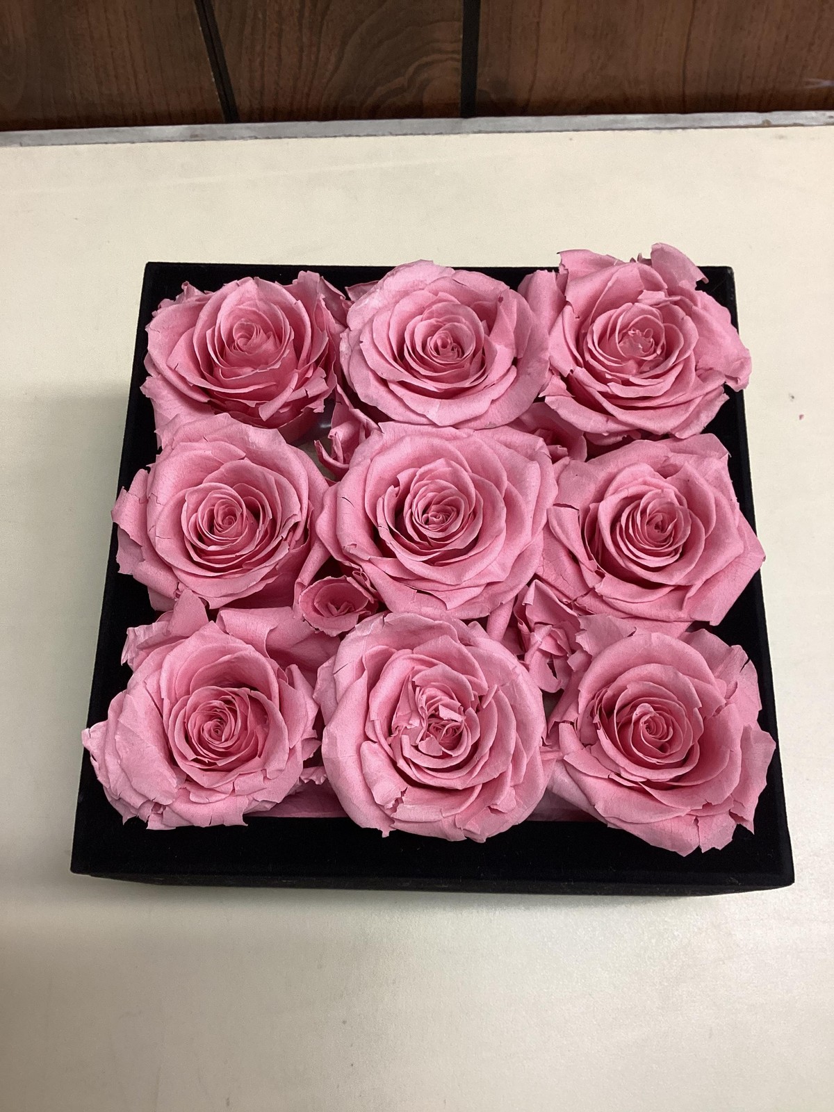 Rose Forever New York 9 Pink Roses Black Velvet Square Flower Box Display Decor