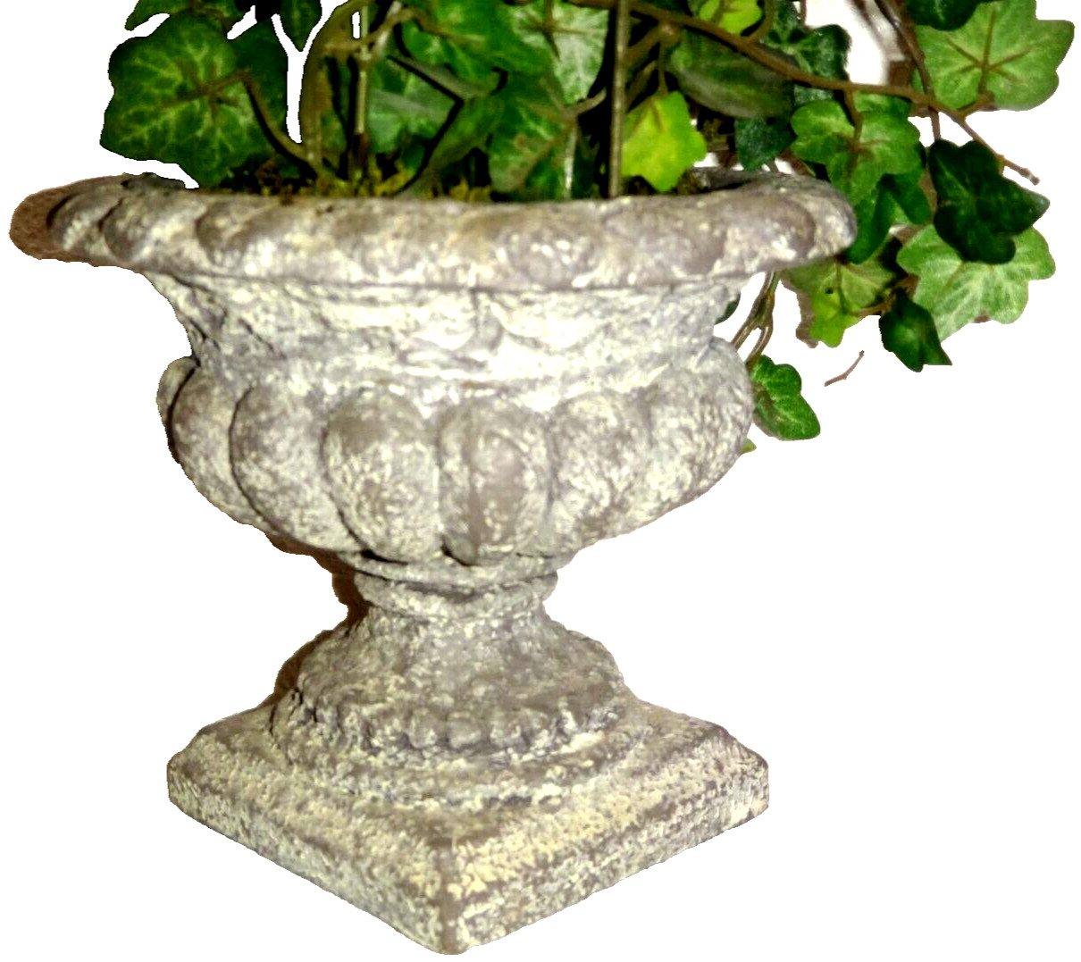 Roman Style Mini Potted Artificial Green Leaves Plant Home Décor Height : 15 in