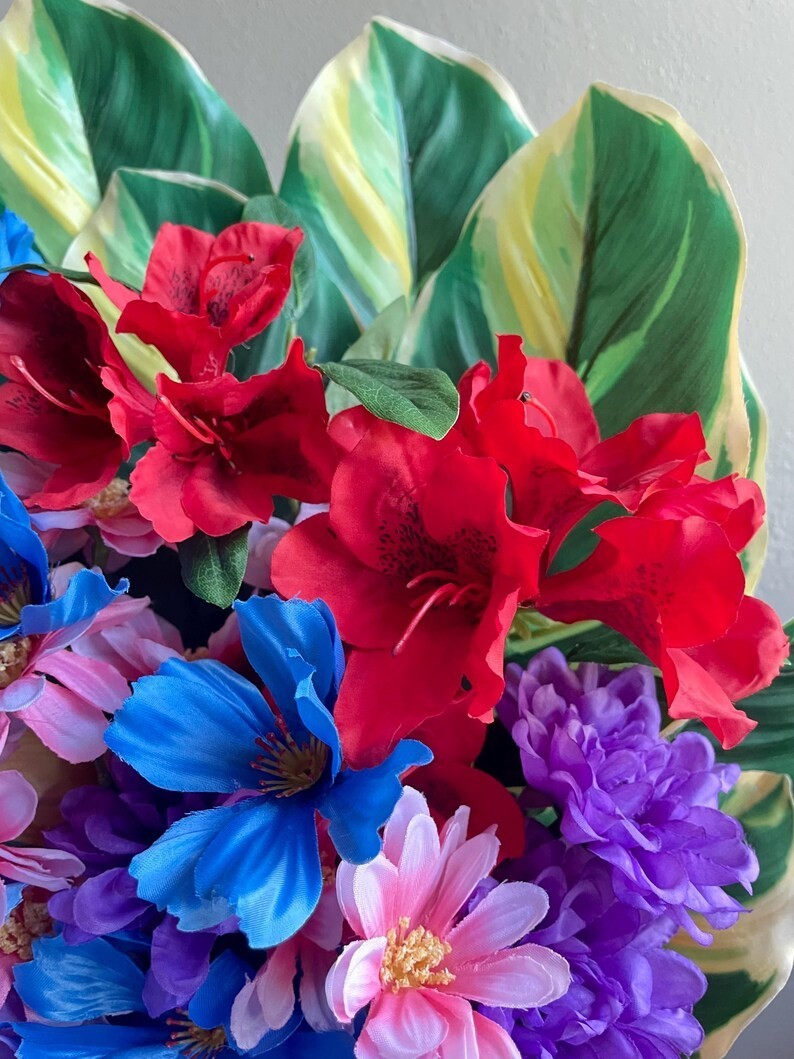 Tropical Floral Arrangement: Colorful Beach House Decor, Cute Table Centerpiece