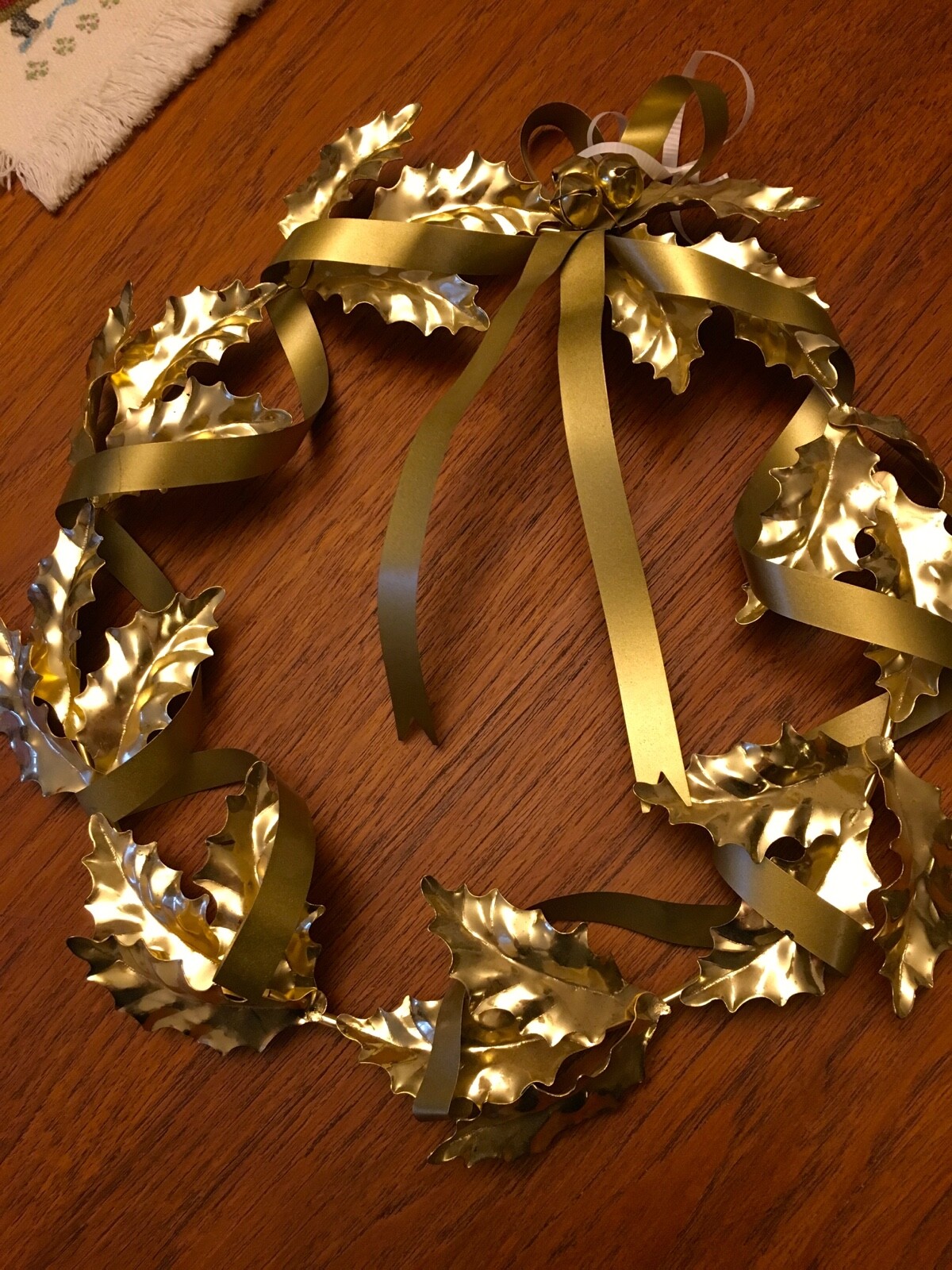 Vintage gold wreath made of tin with tin ribbon Excellent Quality 11″ Diameter
