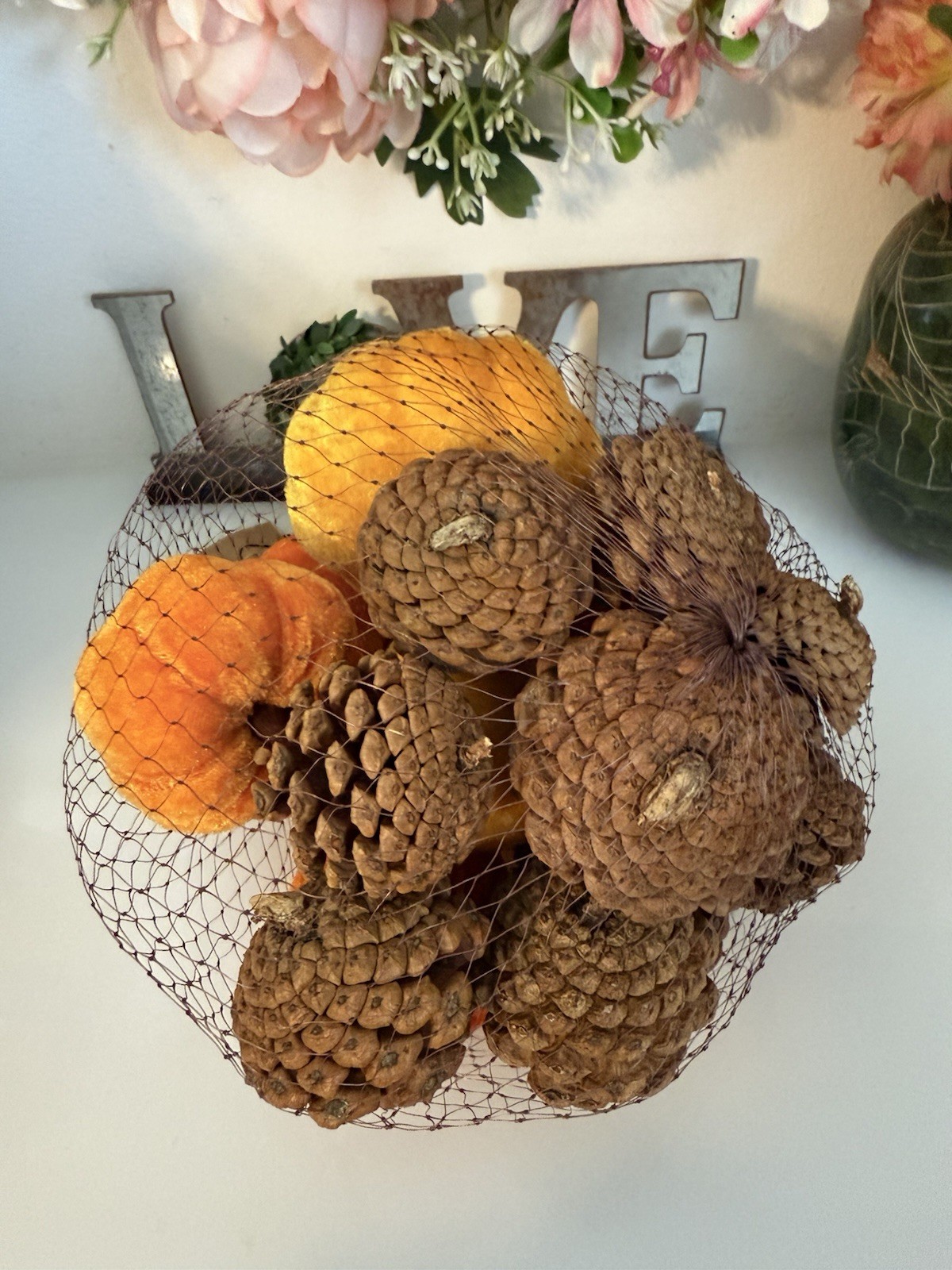 Fall 16 Pcs Velvet Pumpkin and Pinecones Net Bag Decoration Set Assort Sizes New