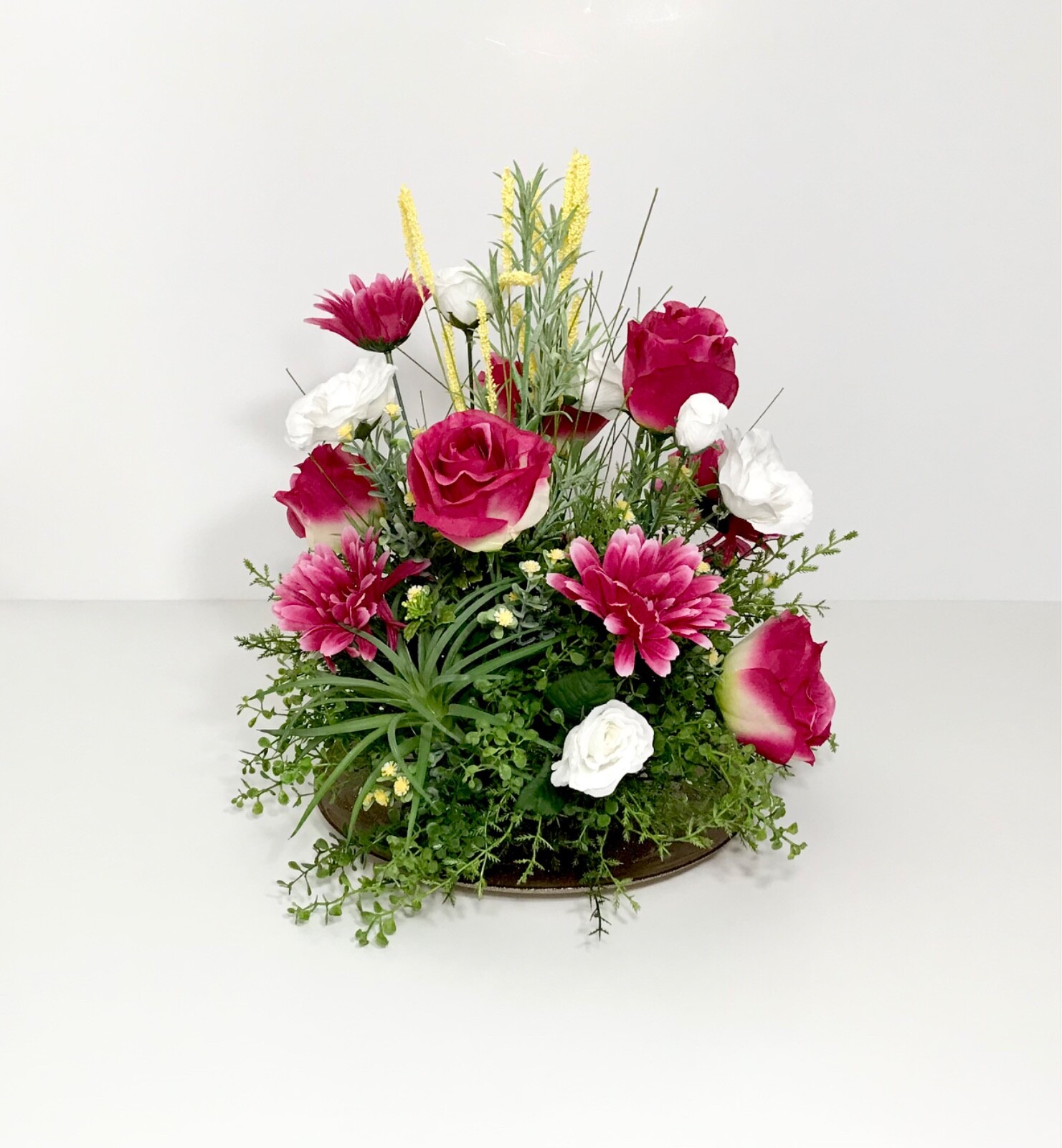 ELEGANT PINK WHITE ROSES LARGE FLORAL ARRANGEMENT CENTERPIECE GLASS PLATE NEW