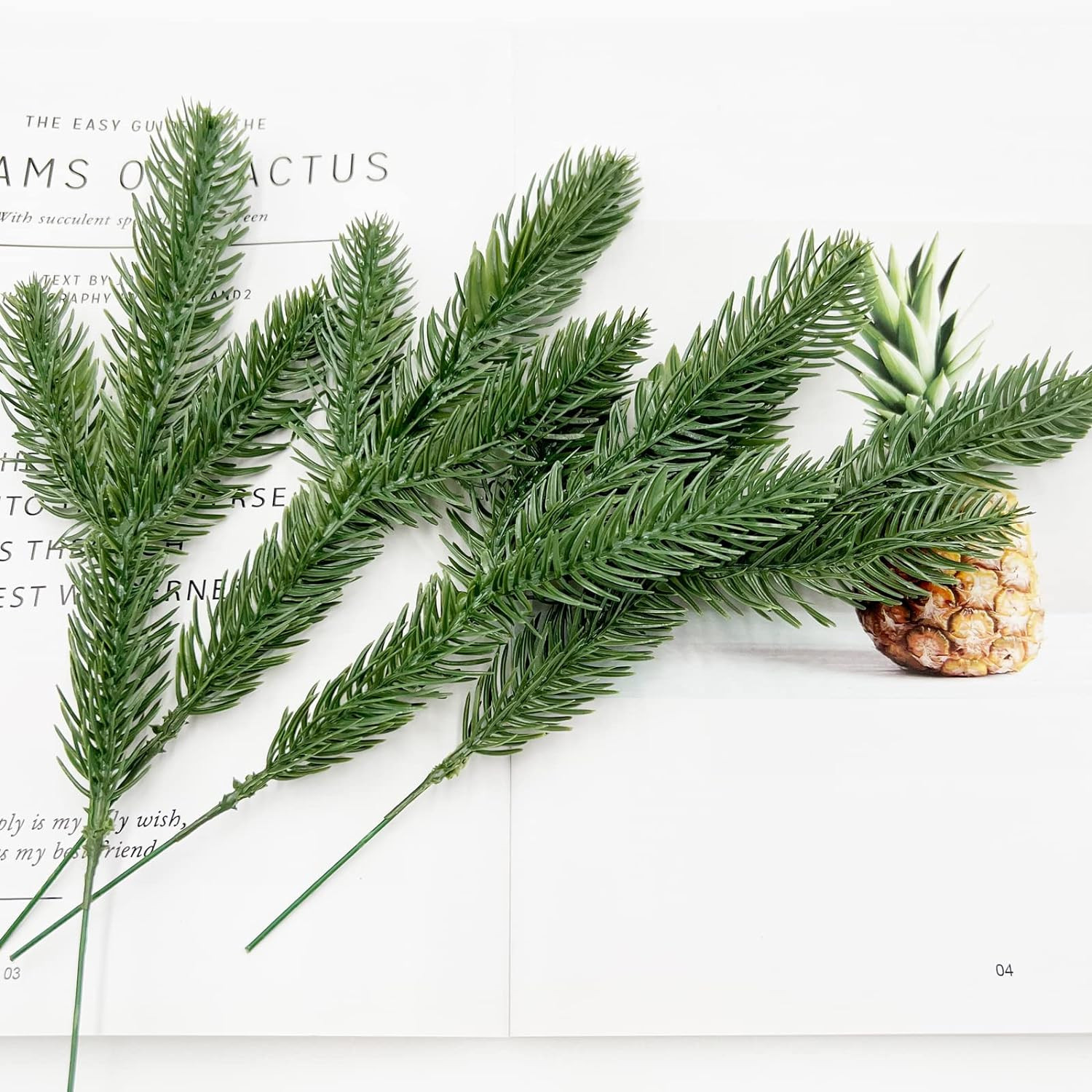 50 Pcs Artificial Pine Branches Green Plants Pine Needles DIY Accessories for Ga