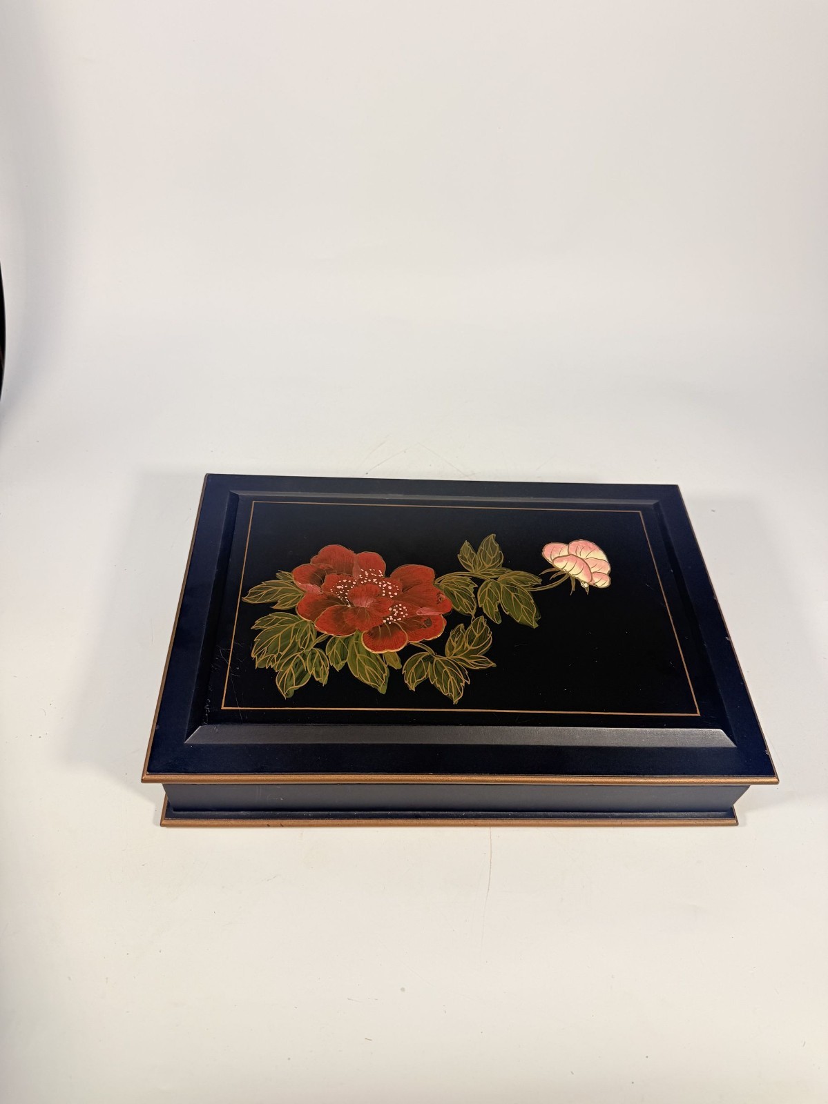 Jewlery Box Embossed Flowers Chinoiserie Oriental Boudoir Table Home Decor Black