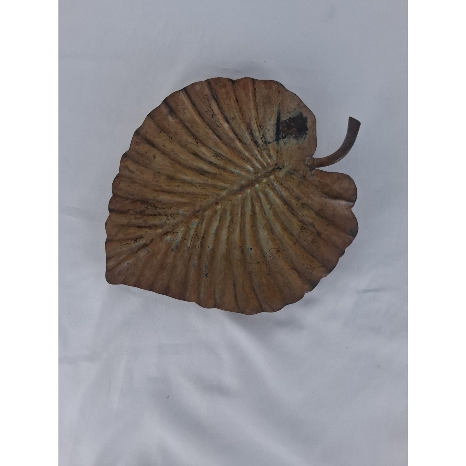 Vintage Metal Leaf Wall Decor Rustic Botanical Hanging Plaque Brown 11″ x 12″