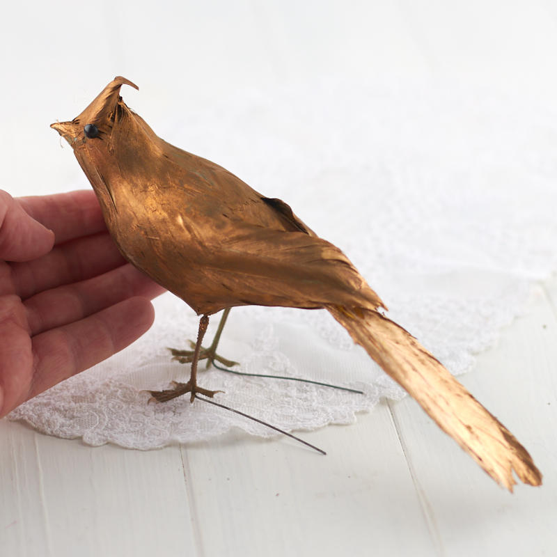 Pack of 4 Metallic Gold Feathered 9″ Decorative Cardinals