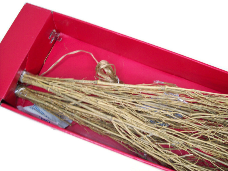 Indoor Christmas Straw Brown Lighted Decorative Twigs Branches 50 Micro Bulbs