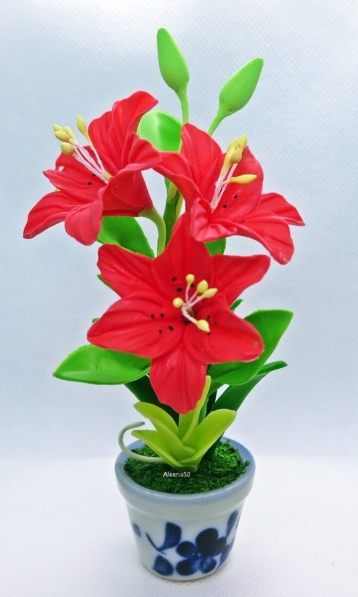 Handcrafted 4″H Miniature Clay Lily Flowers Arranged in a Ceramic Pot | US Stock