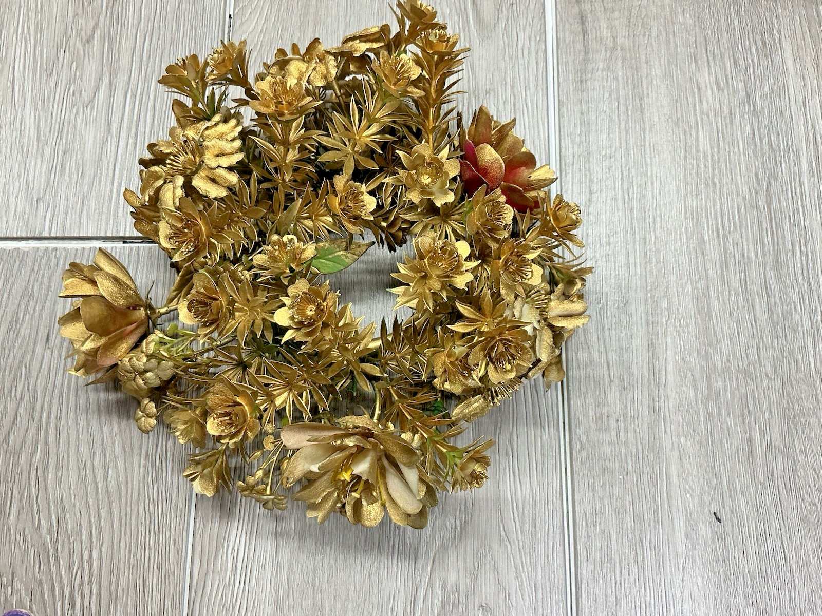 Vintage Pair 9″ Candle Ring Plastic Gold Greenery 3″ Pillar Centerpiece Chistmas