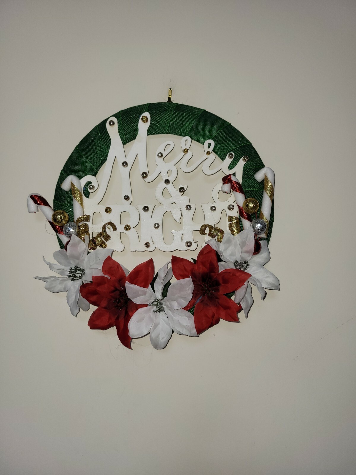 MERRY and BRIGH red poinsettias Mesh Front Door Wreath Wall Decoration CHRISTMAS