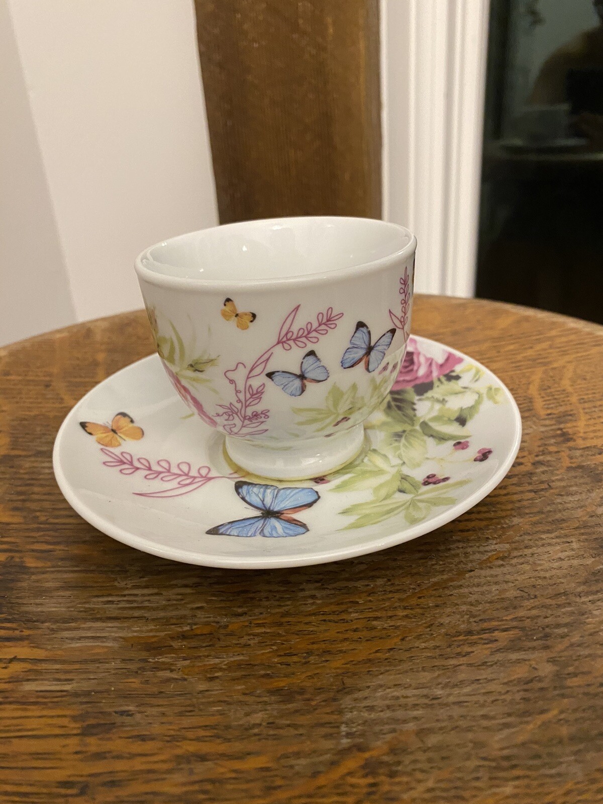 Flower Display – China – Cup Attached To Plate – Vintage Appearance