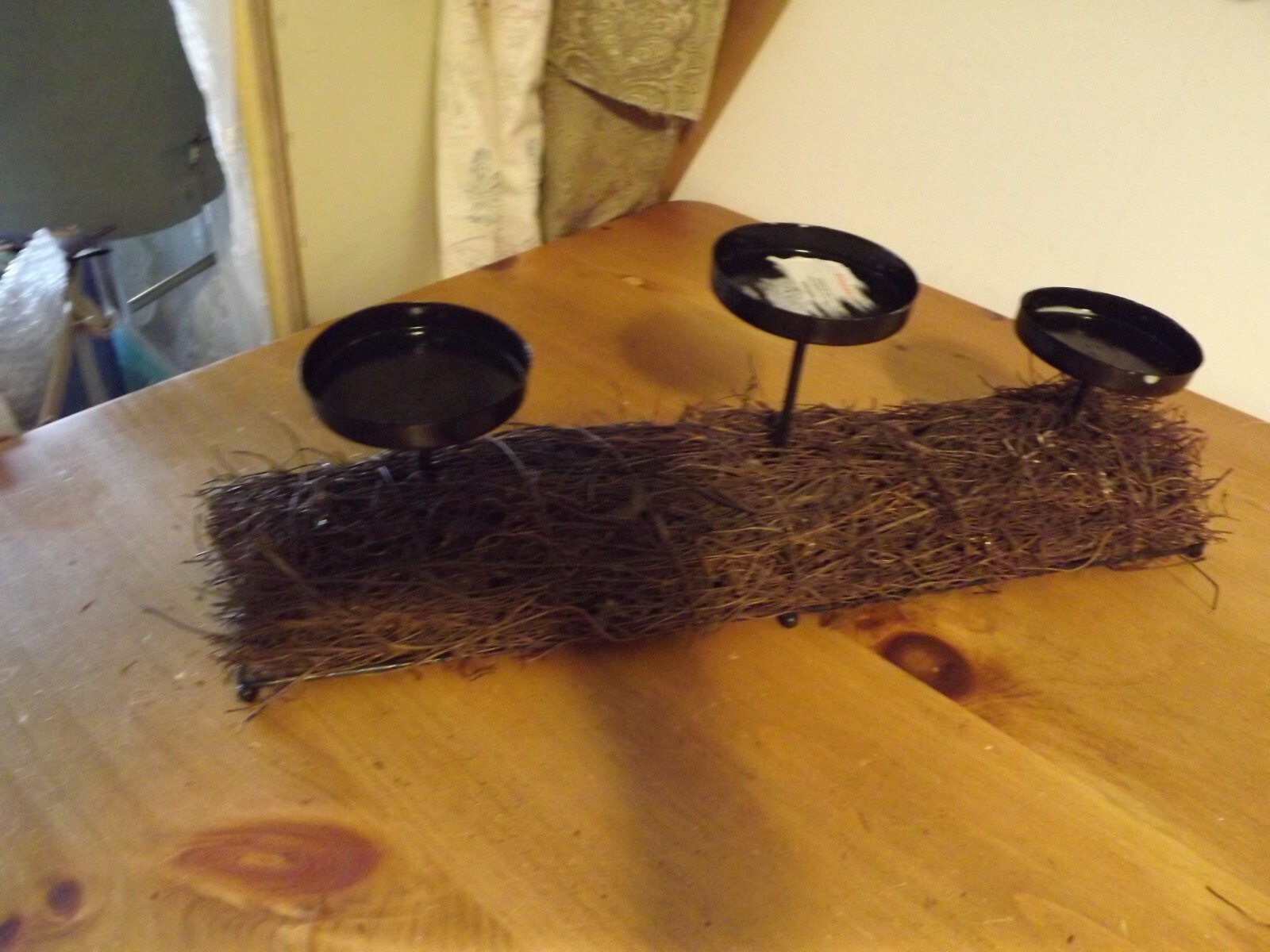 metal CENTERPIECE BASE 3 candle holders ANGEL VINE TWIGS 22″ long 6.5″ tall