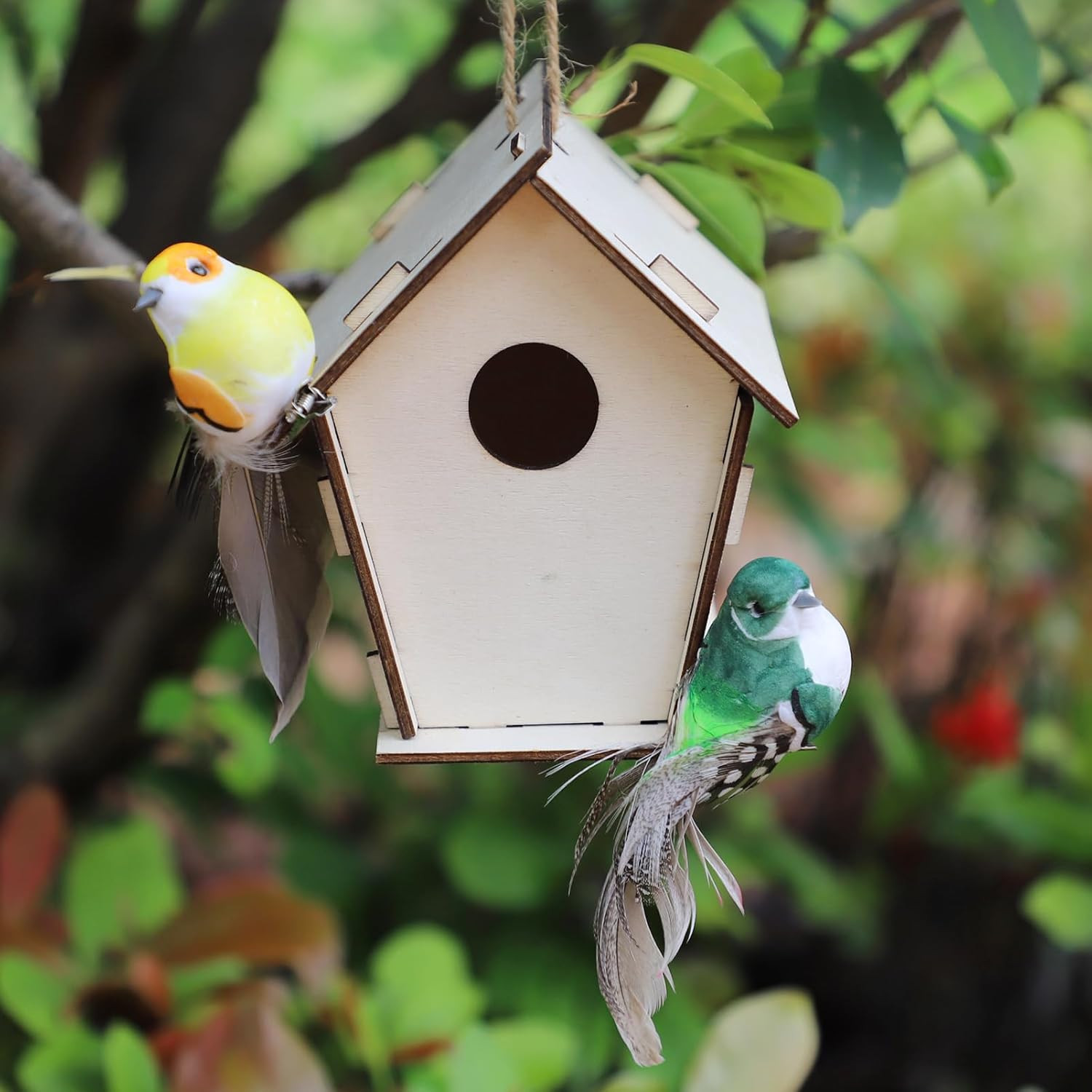 5Pieces Artificial Birds Faux Birds Colorful Fake Birds Clip on Birds Foam Reali