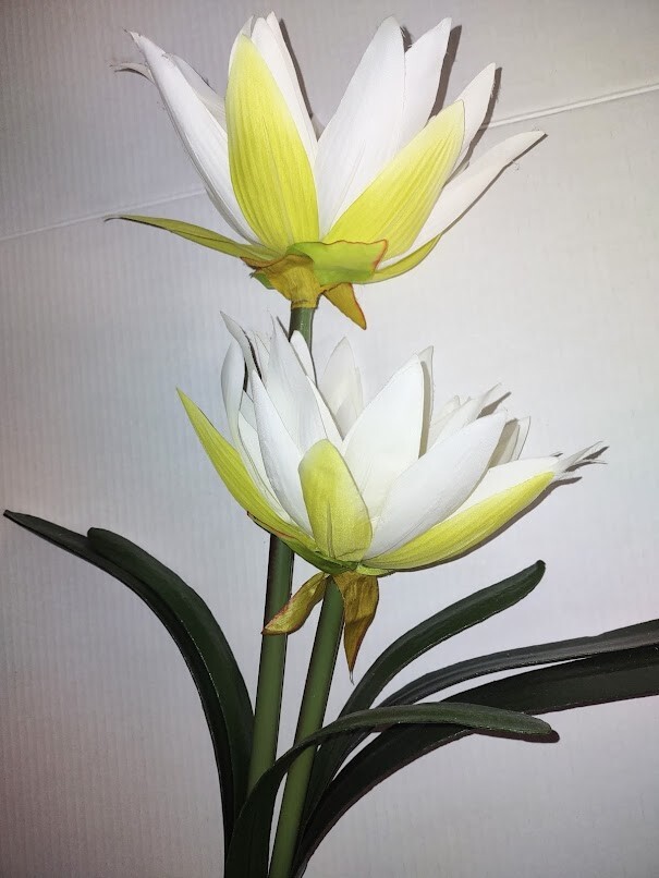 Artificial lotus flower decoration