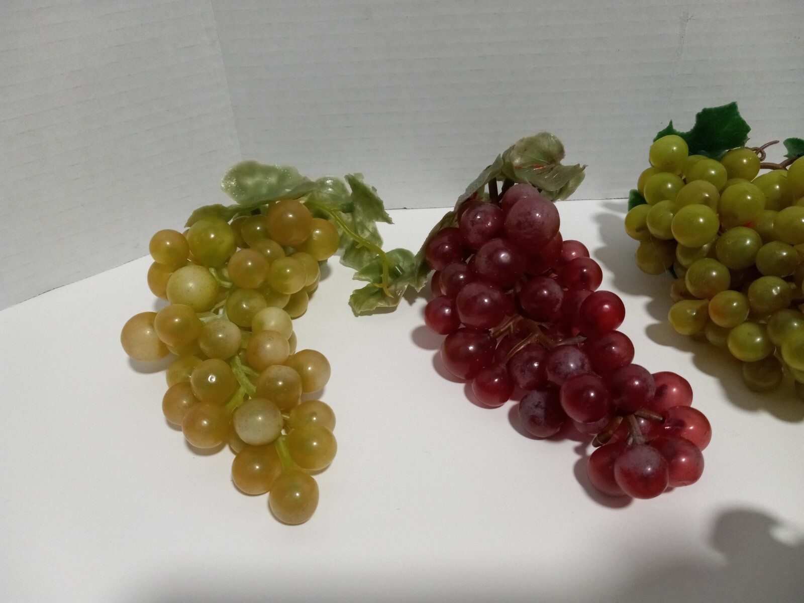8 Clusters of Grapes Decoration Artificial Plastic Fake Fruits Bunches