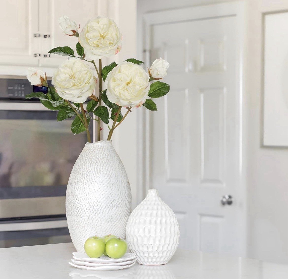Real Touch Artificial Roses (Set of 6) – 23.6″ Long Stem White Garden Rose