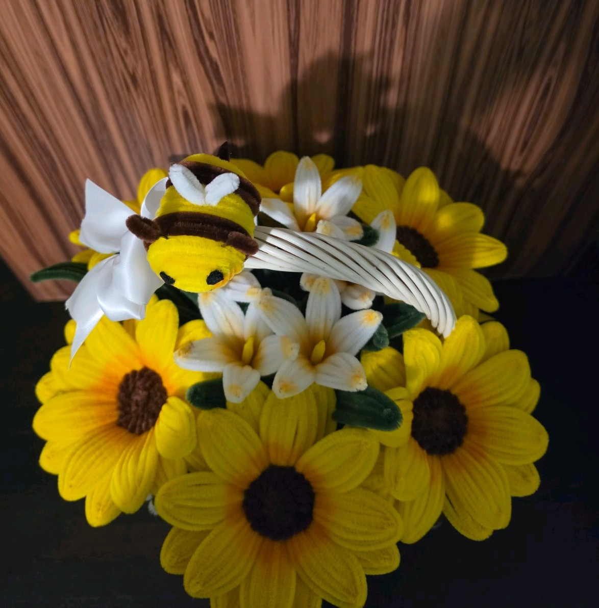 Artificial Yellow & White Sunflower & Daisy Flower Basket Door Decor