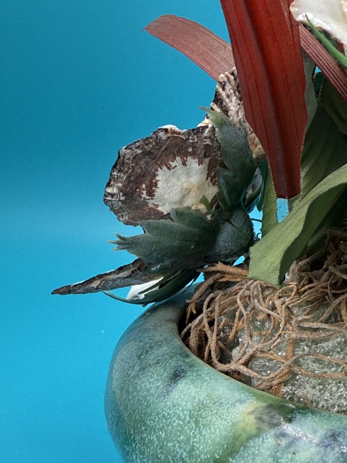 Handmade Seashell Flower Arrangement with Realistic Detailing in Ceramic Base