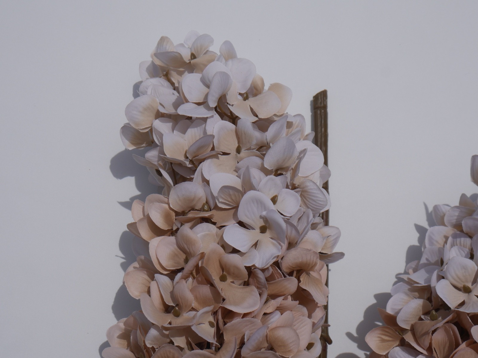 Cone Hydrangea Beige Tan Bouquet Arrangement 4pc Stem Lot NWT NEW 34″ Long