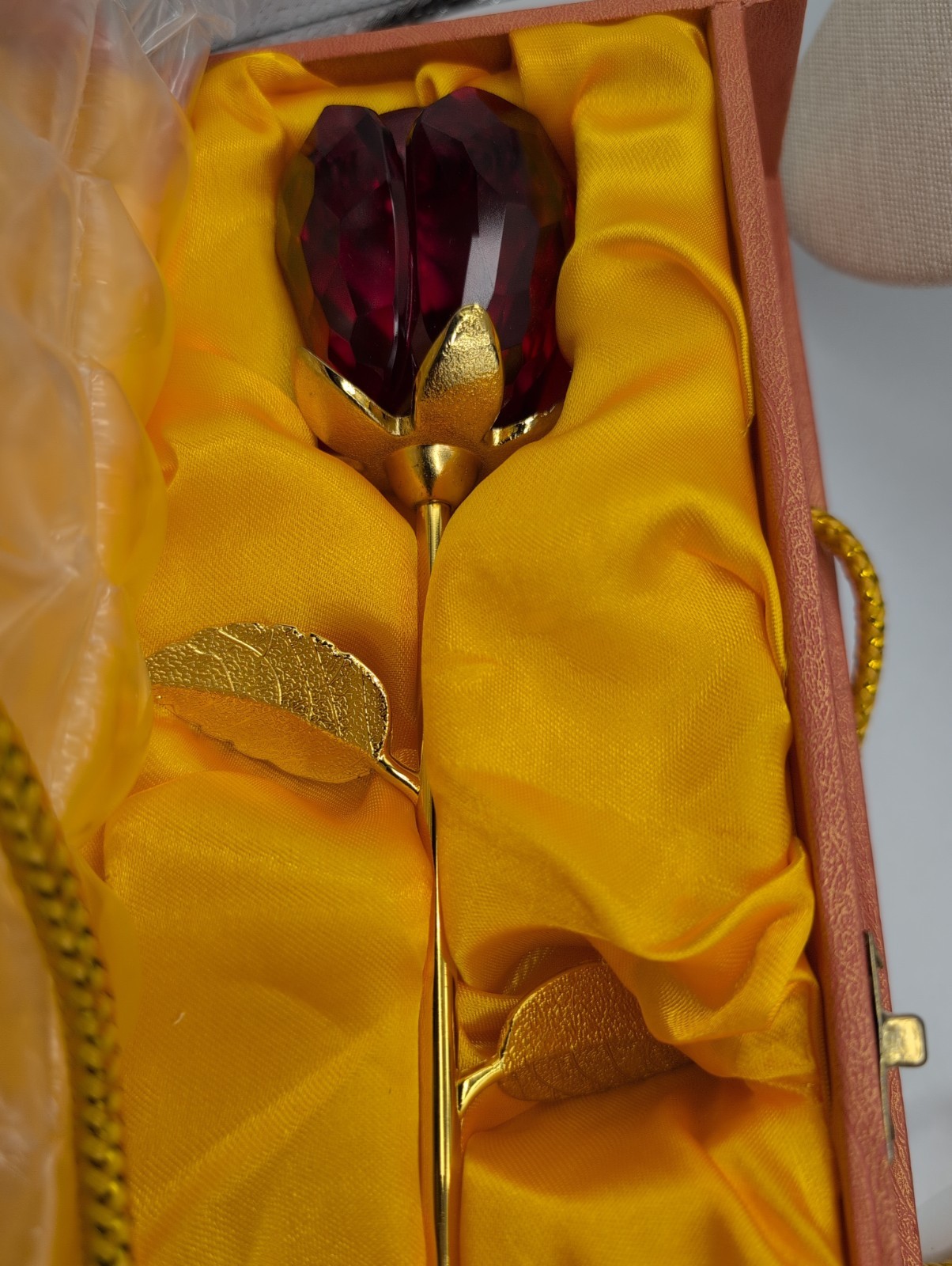 Gold Color Stem Red Rose Flower w/Gift Box–LOVE ROSE Forever Gift Box Some Wear