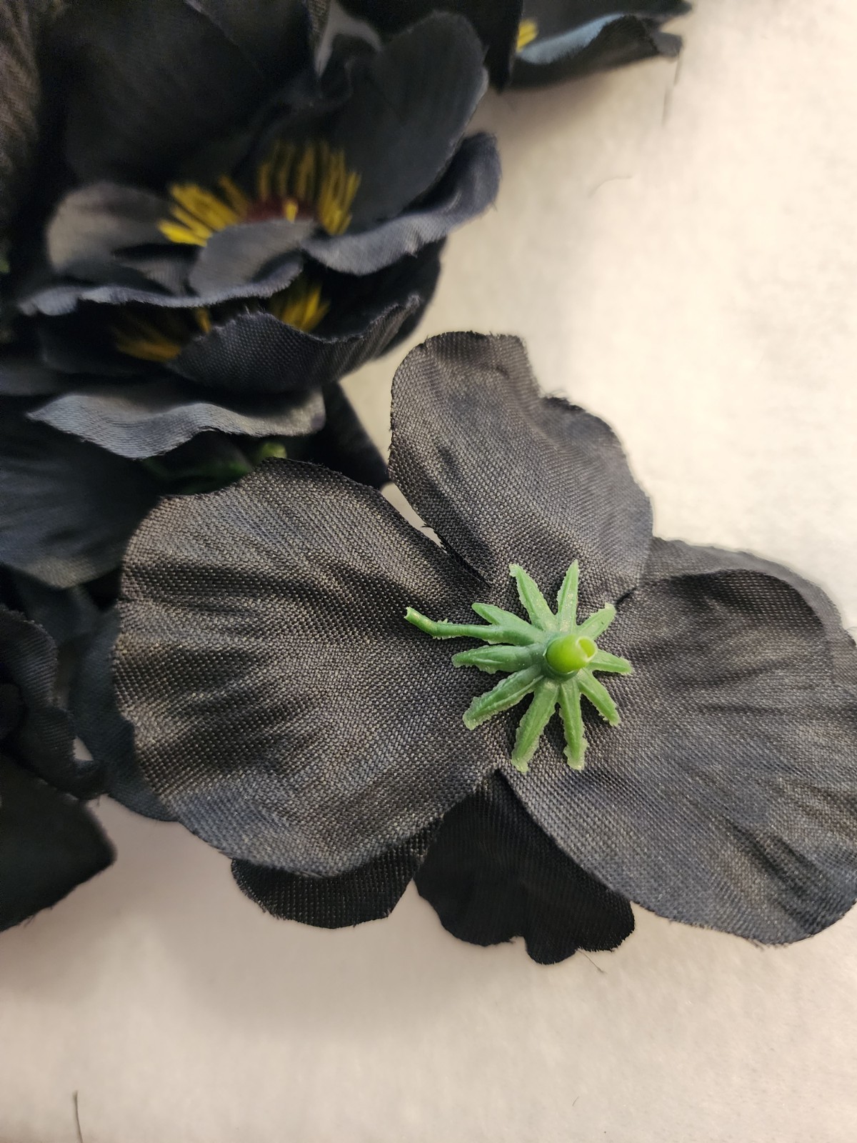 Artificial Silk Poppy Anemone Decorative Fake Flower Heads 7cm Black 90-Pieces
