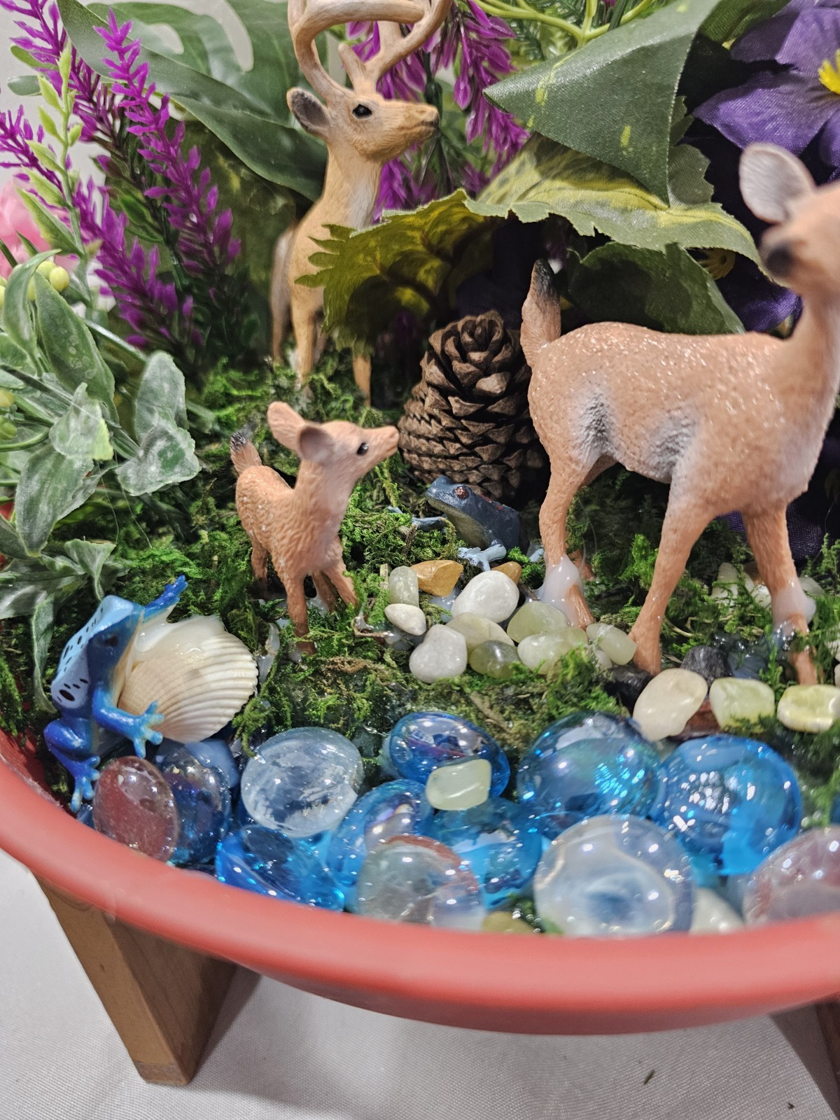 Dish Garden Artificial Flowers Arrangement THE DEER FAMILY Woods lake & more