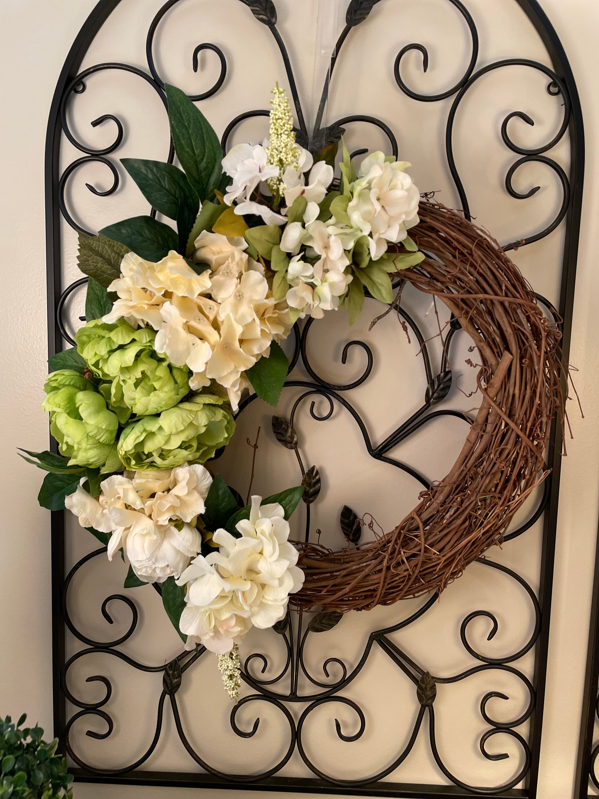 WREATH OBSESSION IN LIME DELIGHT