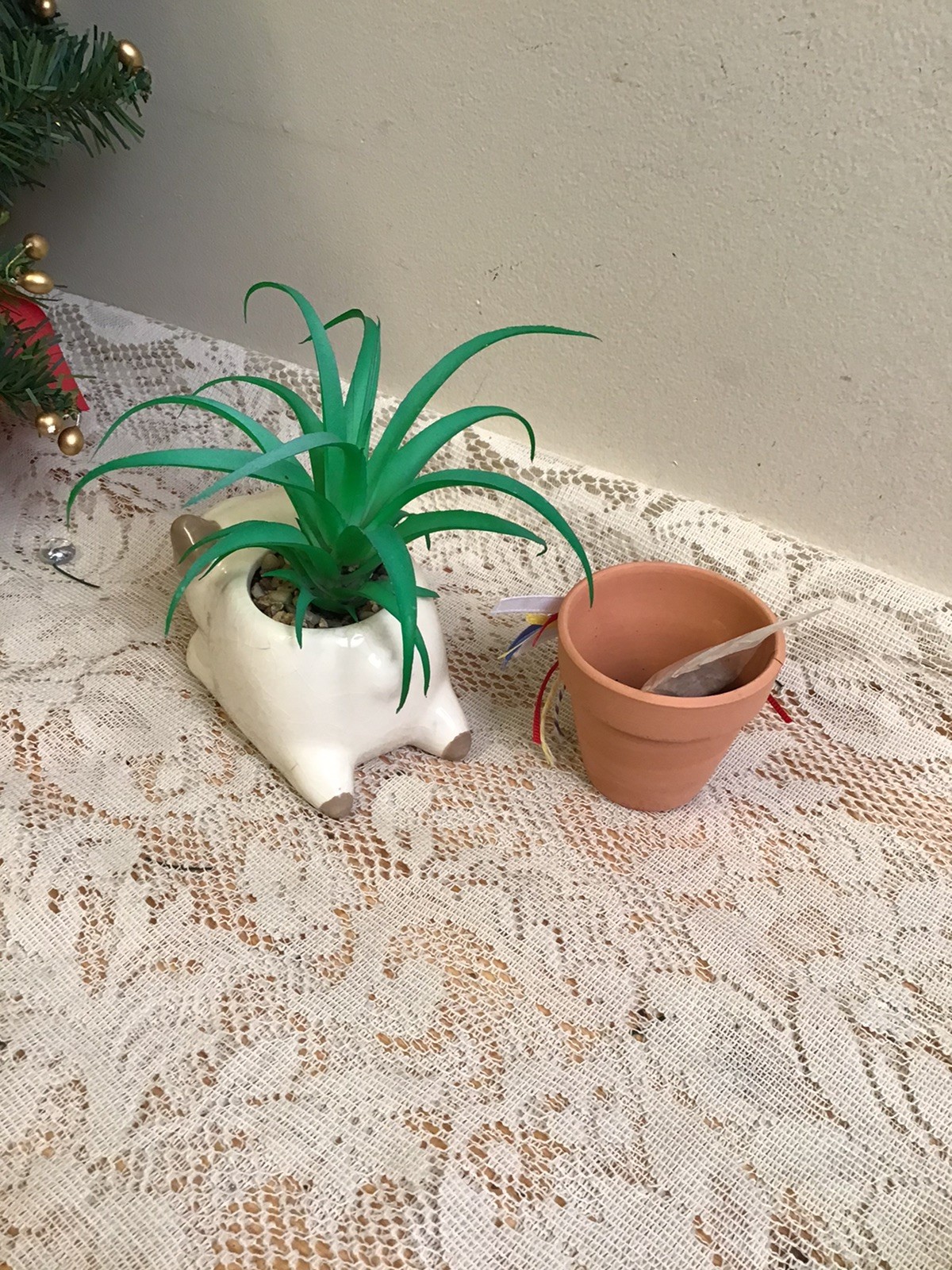 Dog & Clay Pot Succulent Planter- Brown & White Ceramic Dog – Home Decor