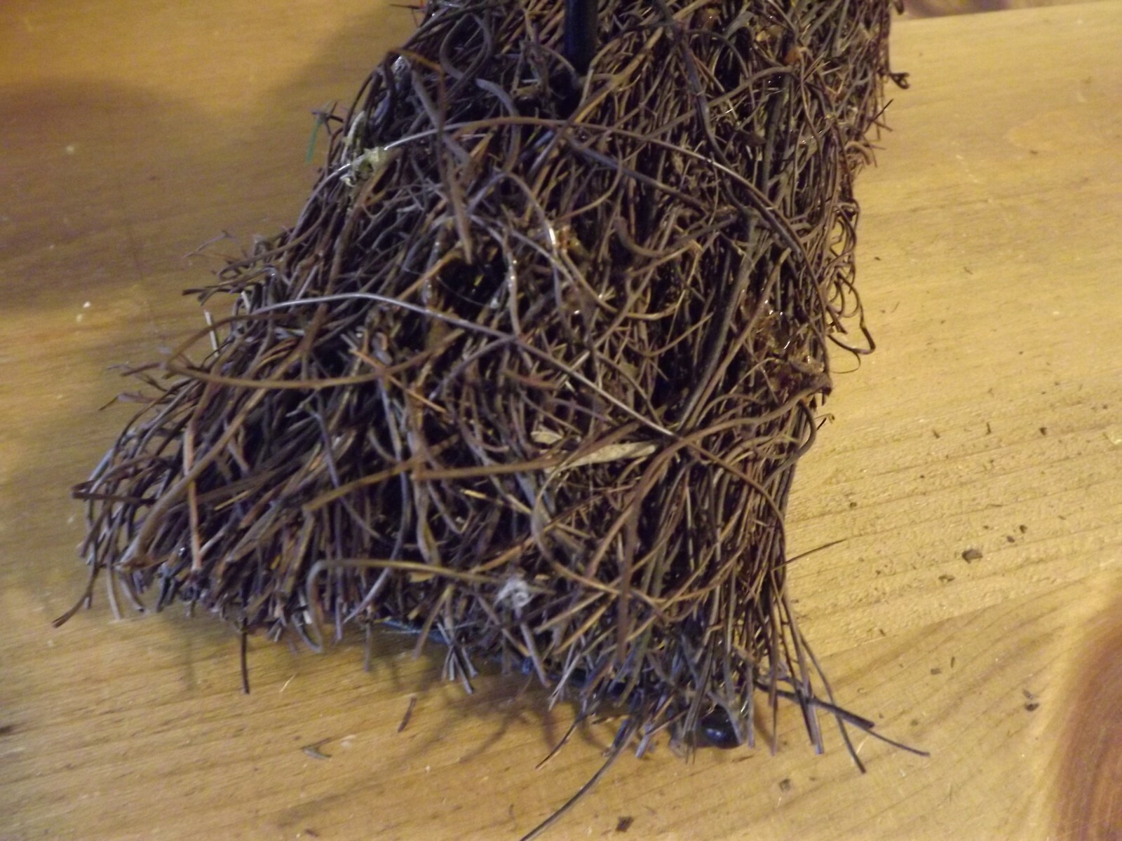 metal CENTERPIECE BASE 3 candle holders ANGEL VINE TWIGS 22″ long 6.5″ tall