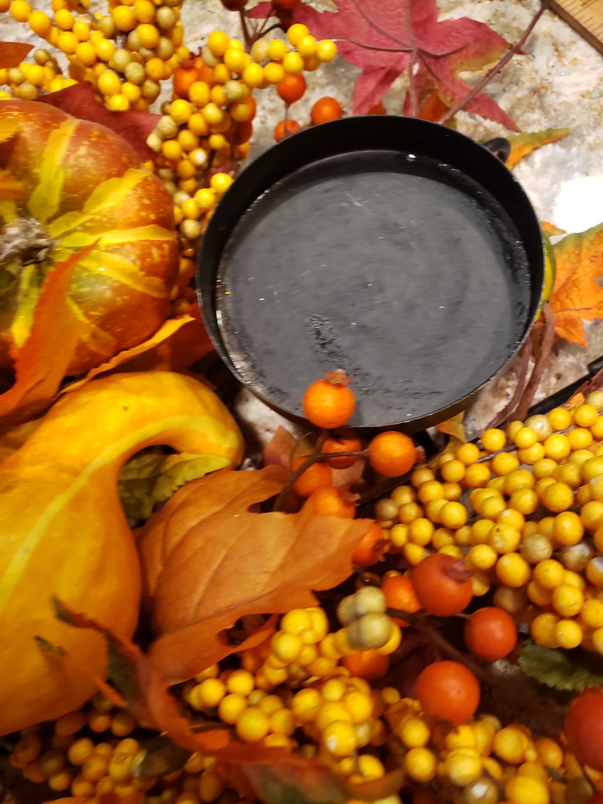 Thanksgiving/Fall Leaves Gourd Centerpiece 3 Candle Holder w/Berries 23”L X 6″H