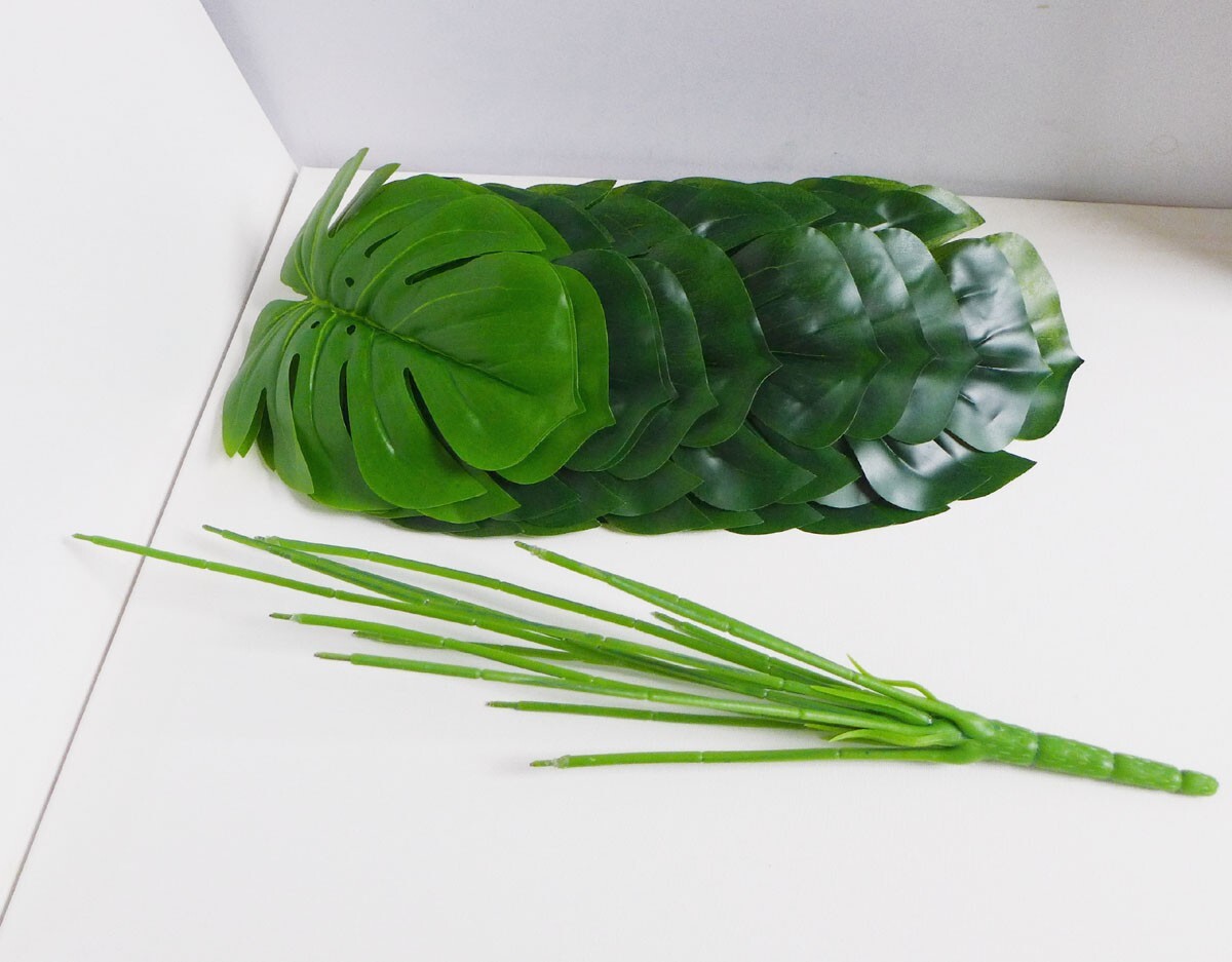 16″ Hight Artificial Plants Green Plastic Small Bush Tree (12 Lifelike Leaves )