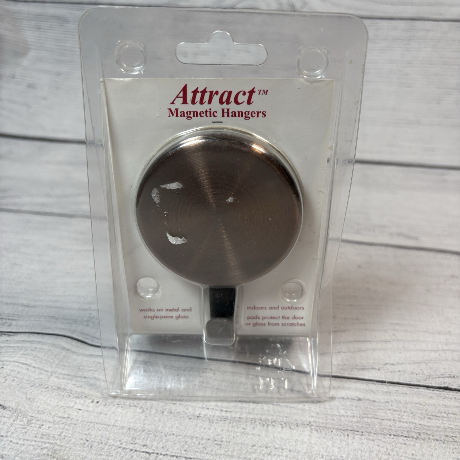 Haute Decor Attract Magnetic Wreath Hanger 2 Piece Set Oil Rubbed Bronze NEW
