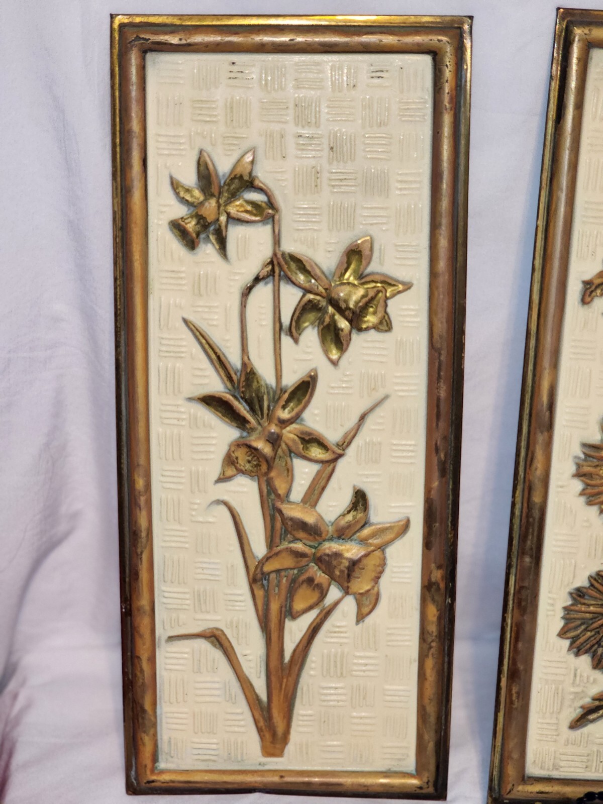 3 Vtg Metal Wall Plaques Brass & Yellow In Relief Floral Elpec England