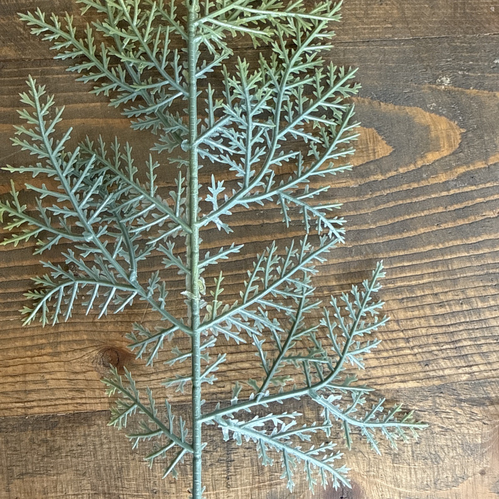 47 PCS Artificial Pine/Cedar Greenery for Crafts, Good-Used Condition