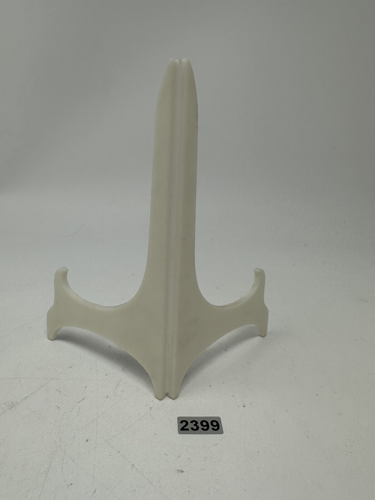 1White Display Stand, Decorative Book Holder + Ipad Holder, Plate Stand