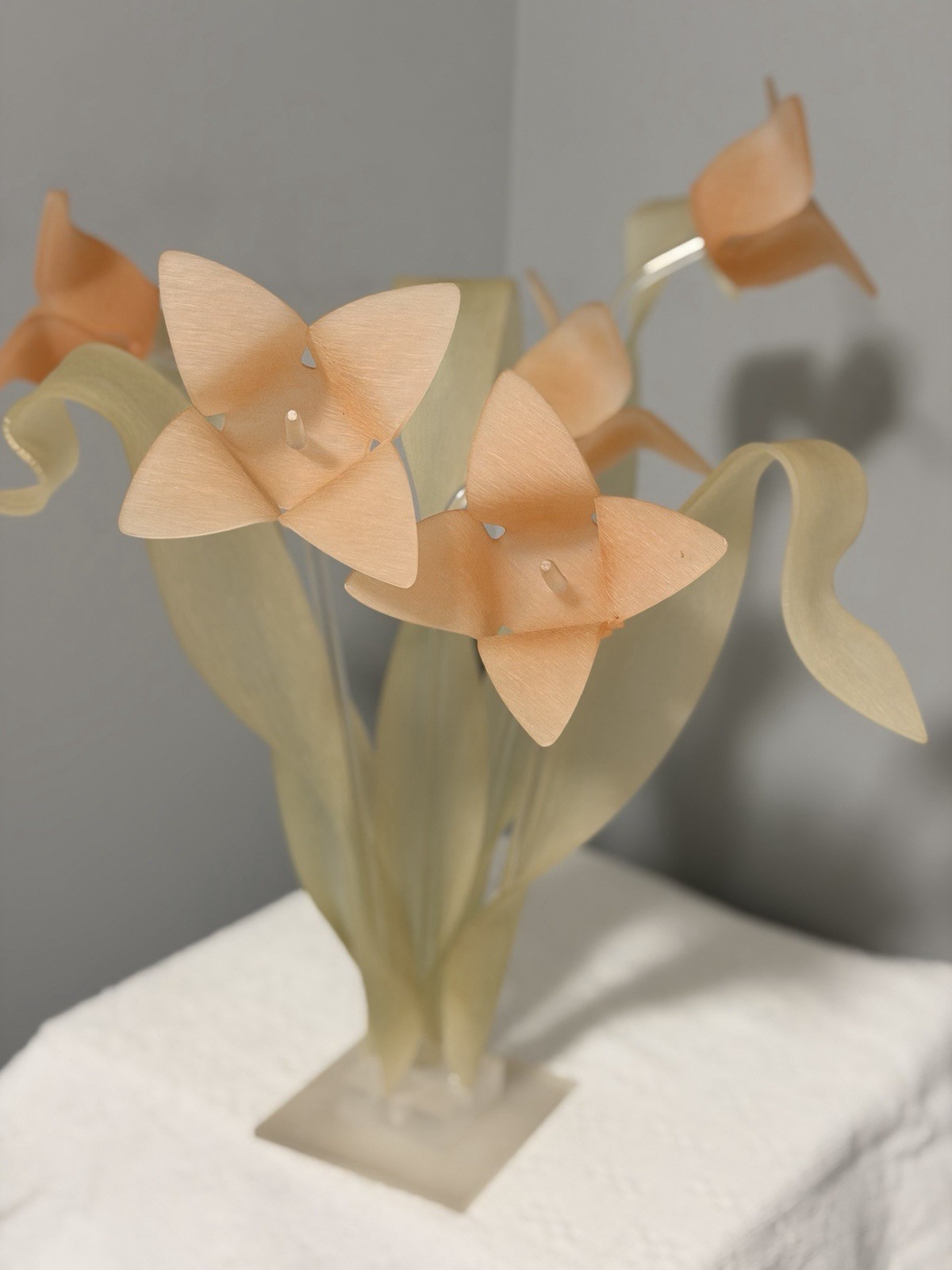 Vintage Lucite Acrylic Flower Sculpture Frosted Peach Daffodil/Tulip