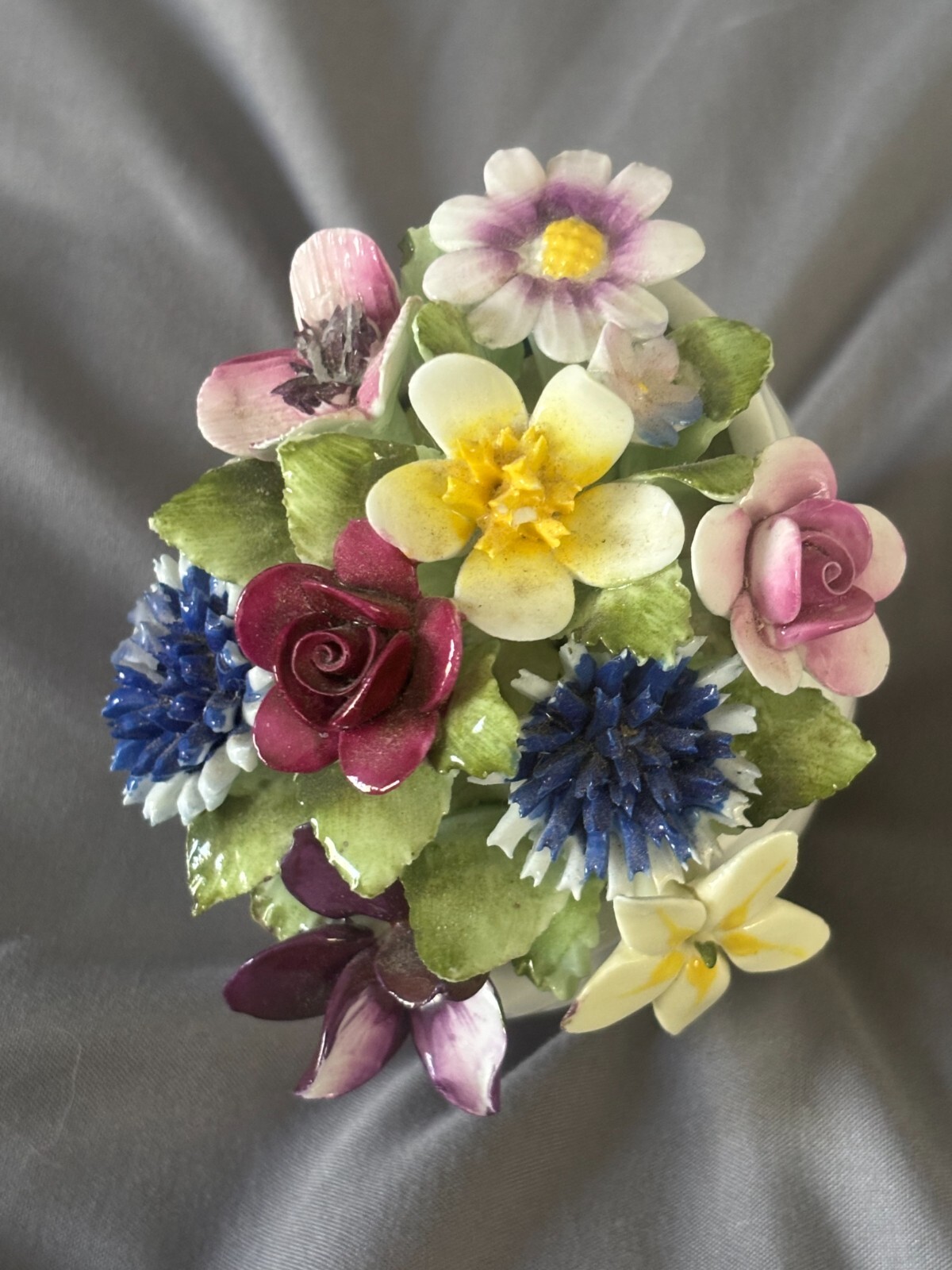 Royal Doulton England Bone China Footed Bowl Bouquet Roses Carnations