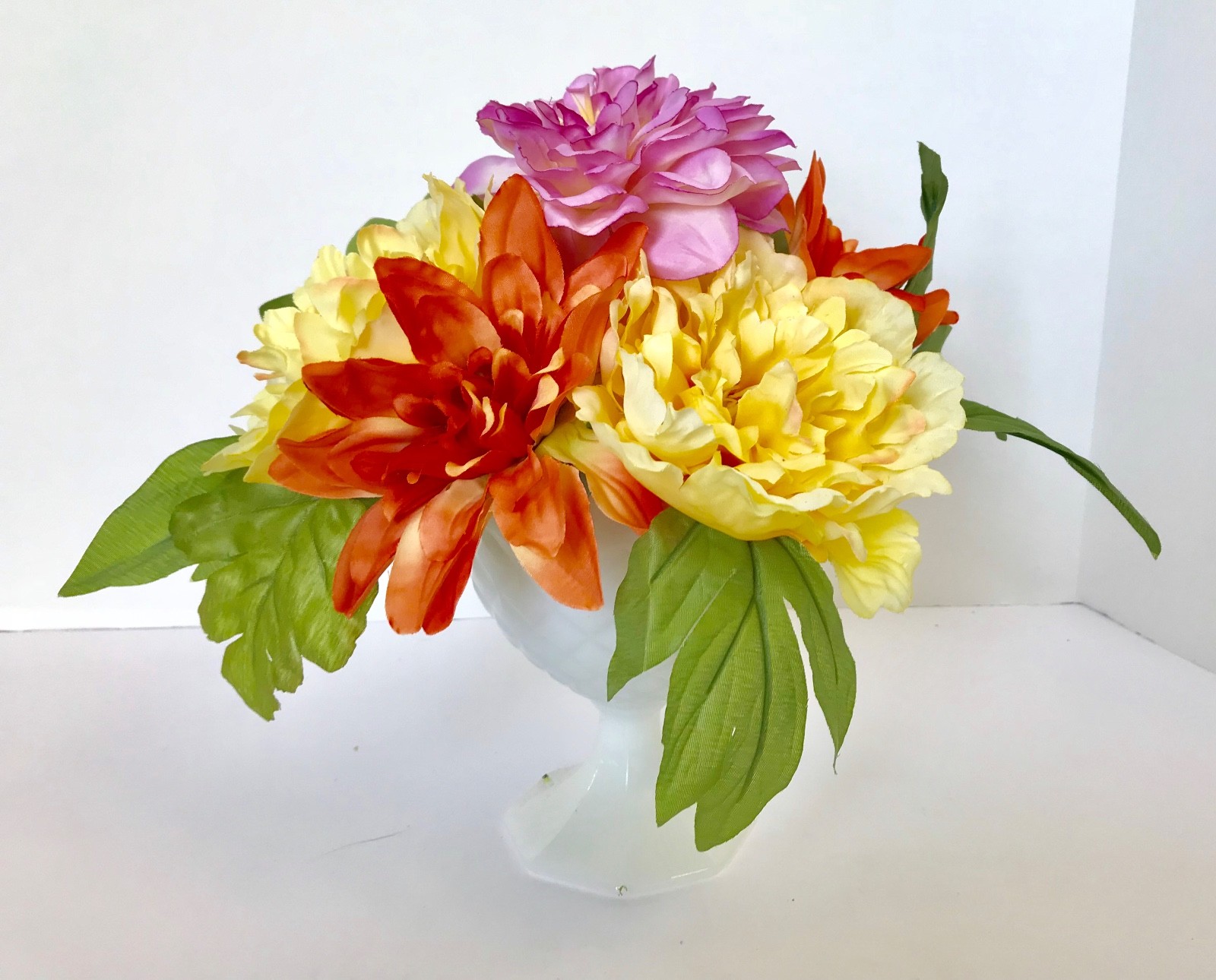 Decorative Planter with Silk Flowers in a Pinneapple Pattern Milk White Glass Pe