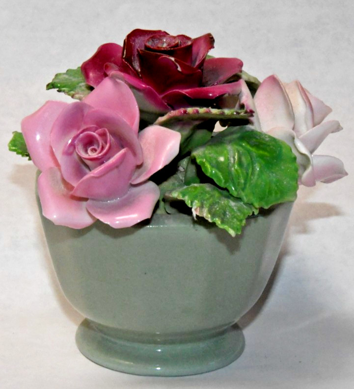 Vtg. Royal Malvern Bone China Flower Arrangement Made in England Rose FlowerBowl
