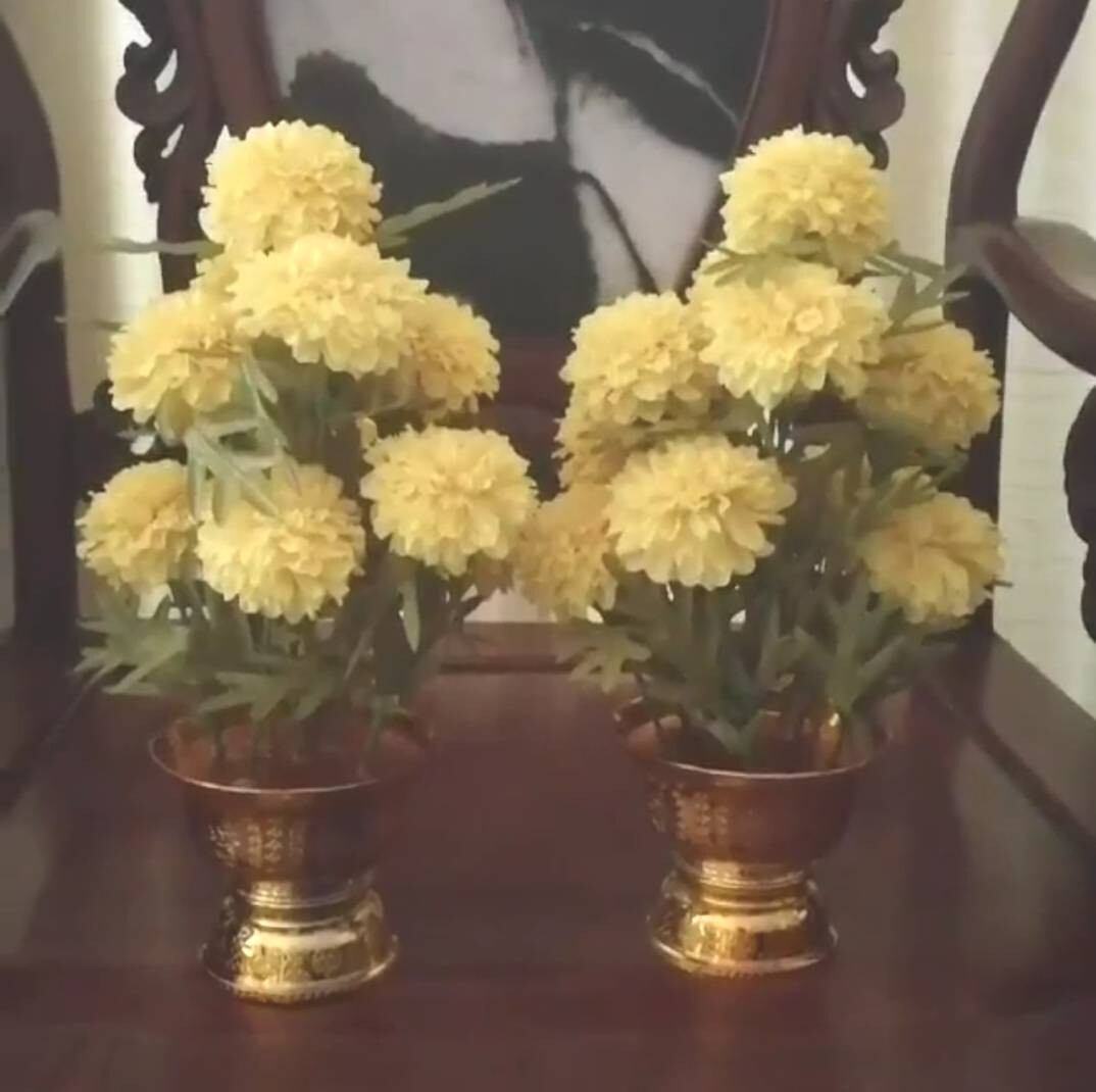 Pair Marigolds Flower Artifical Arrangement Gold Tray Decor Home Yellow Floral
